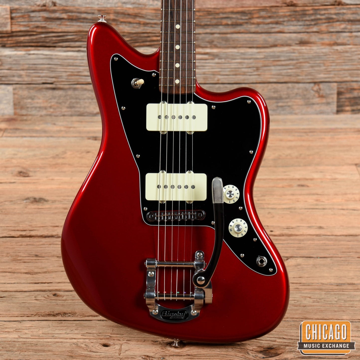 Fender Limited Edition American Special Jazzmaster with Bigsby Candy Apple Red