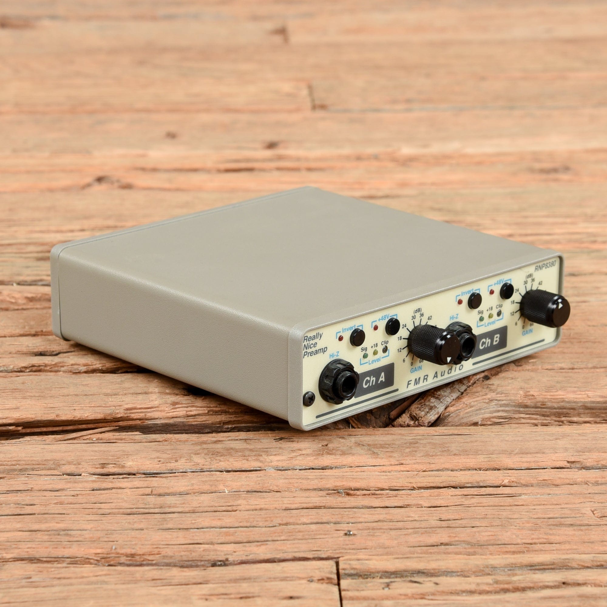 FMR Audio Really Nice Preamp RNP – Chicago Music Exchange FMR Audio Really Nice Preamp RNP – Chicago Music Exchange
