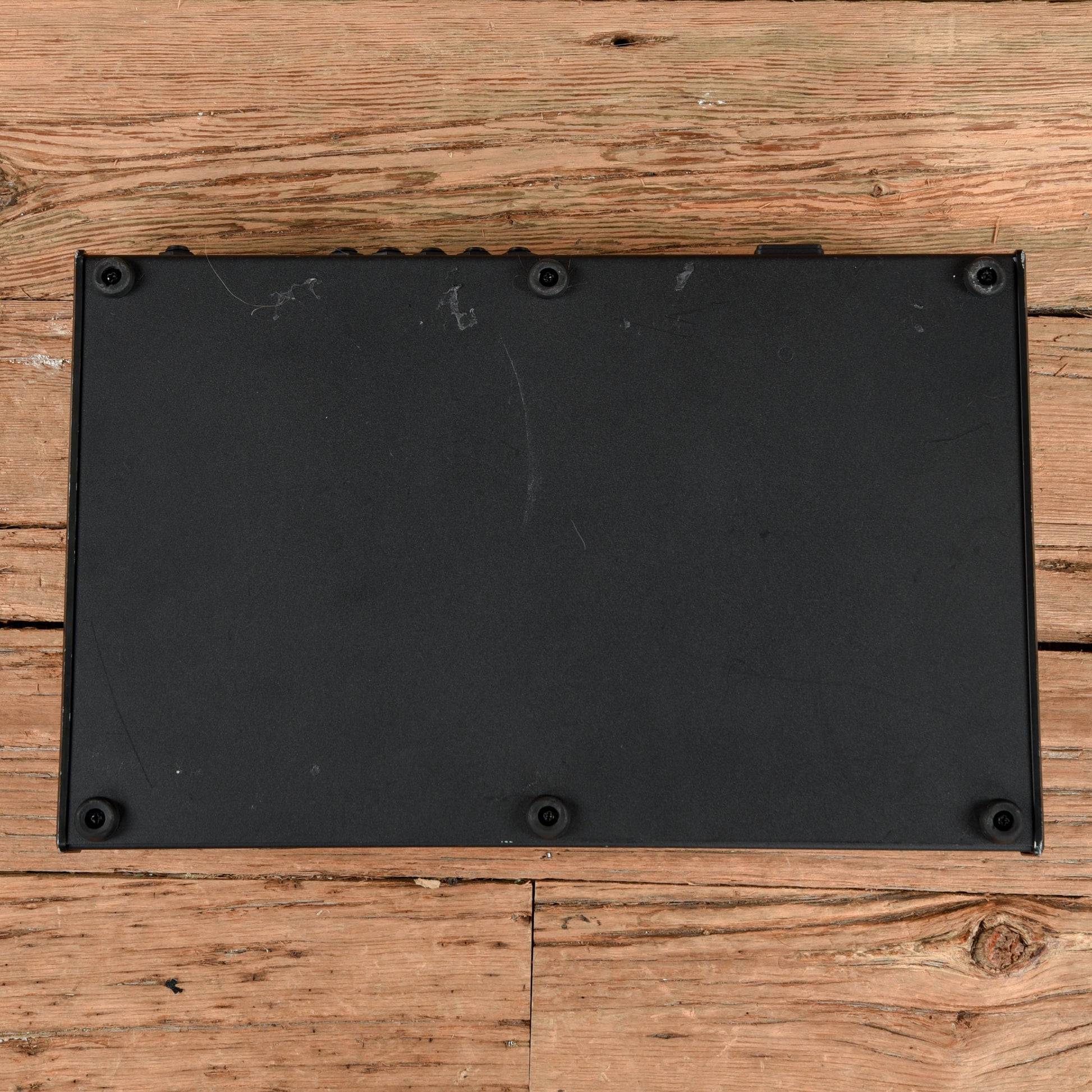 Fractal Audio Systems AX8 Amp Modeler/Multi-FX Processor  w/GB Effects and Pedals / Amp Modeling