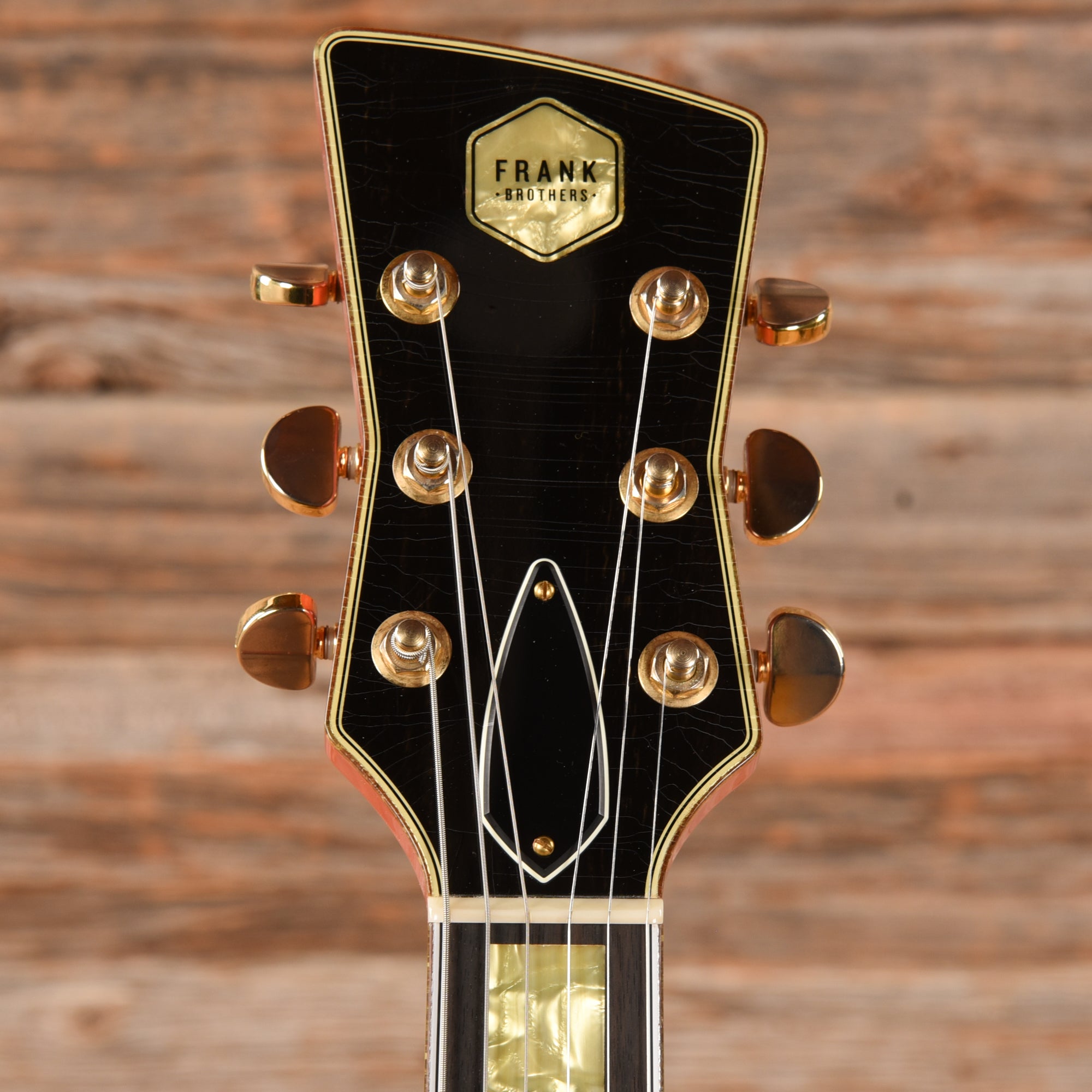 Frank Brothers Arcade Tahitian Coral 2023 – Chicago Music Exchange
