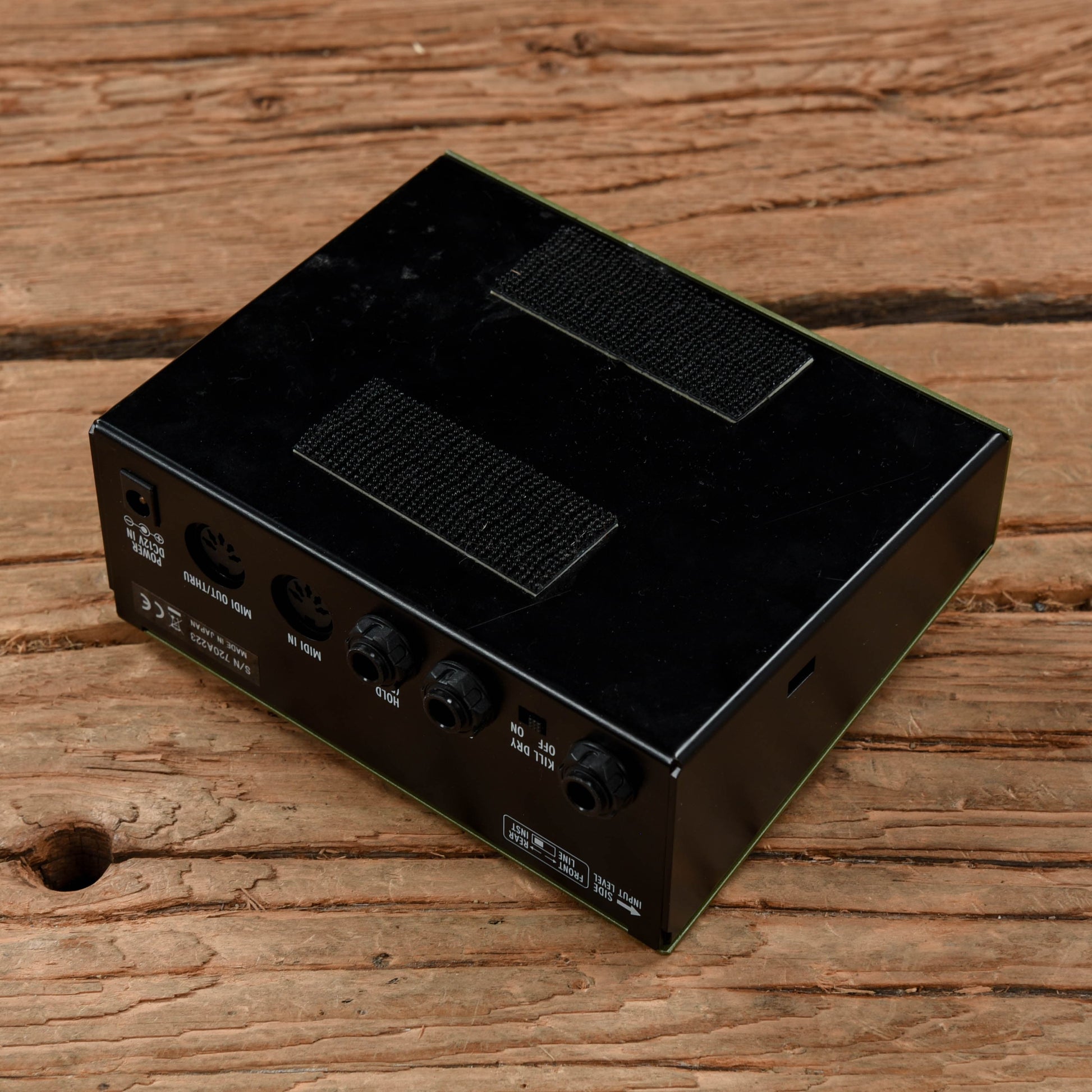 flight time delay pedal Free the Tone Flight Time Digital Delay FT-2Y