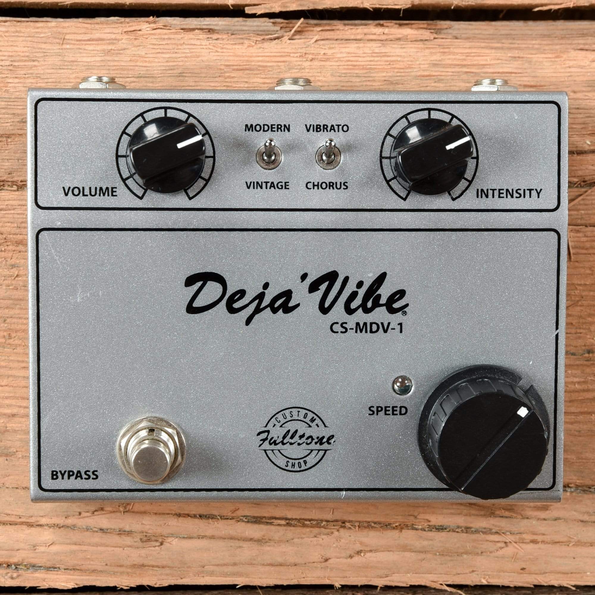 Fulltone Mini Deja Vibe Effects and Pedals / Tremolo and Vibrato