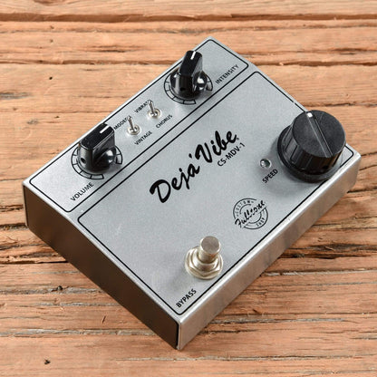 Fulltone Mini Deja Vibe Effects and Pedals / Tremolo and Vibrato