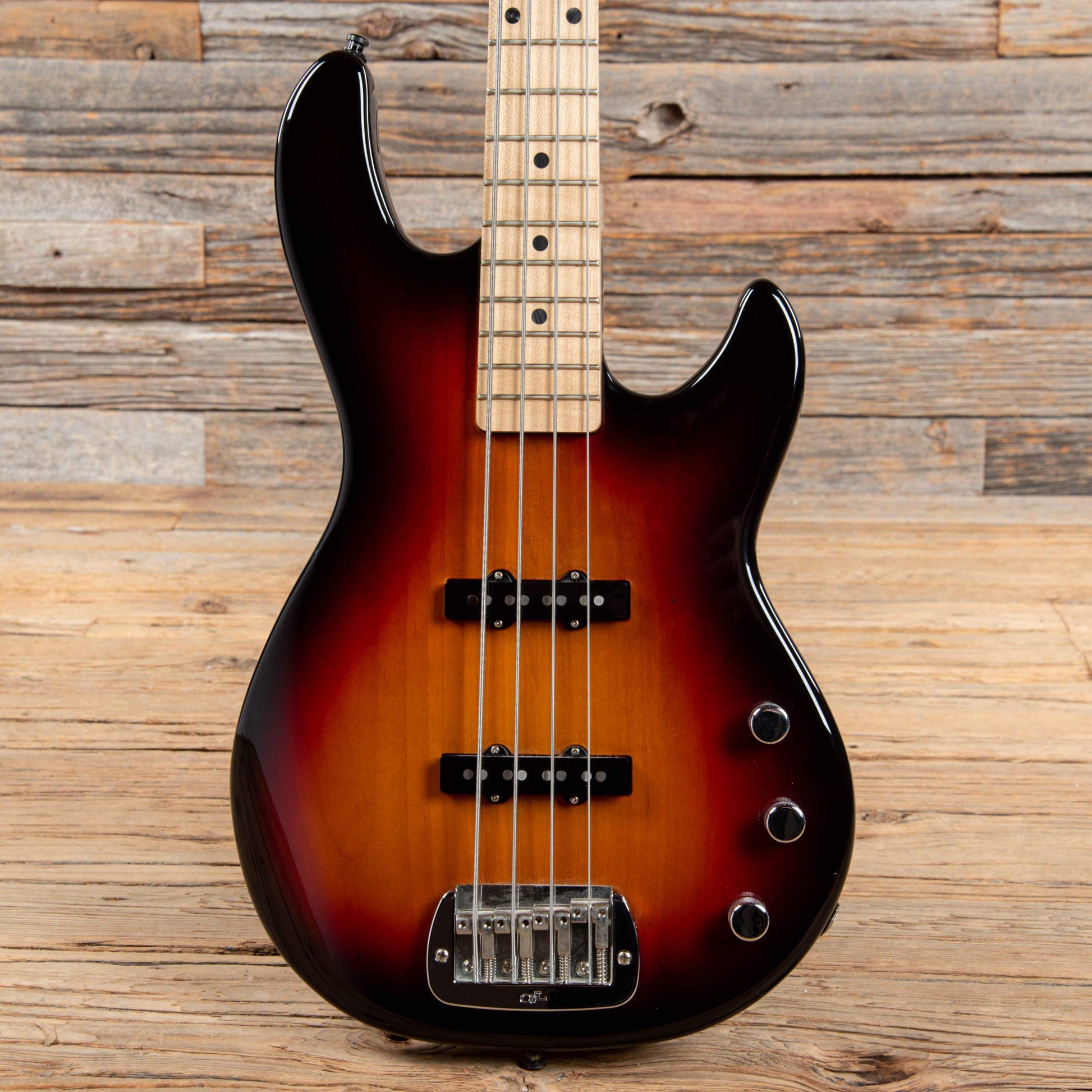G&L JB-2 Sunburst 2006 Bass Guitars / 4-String