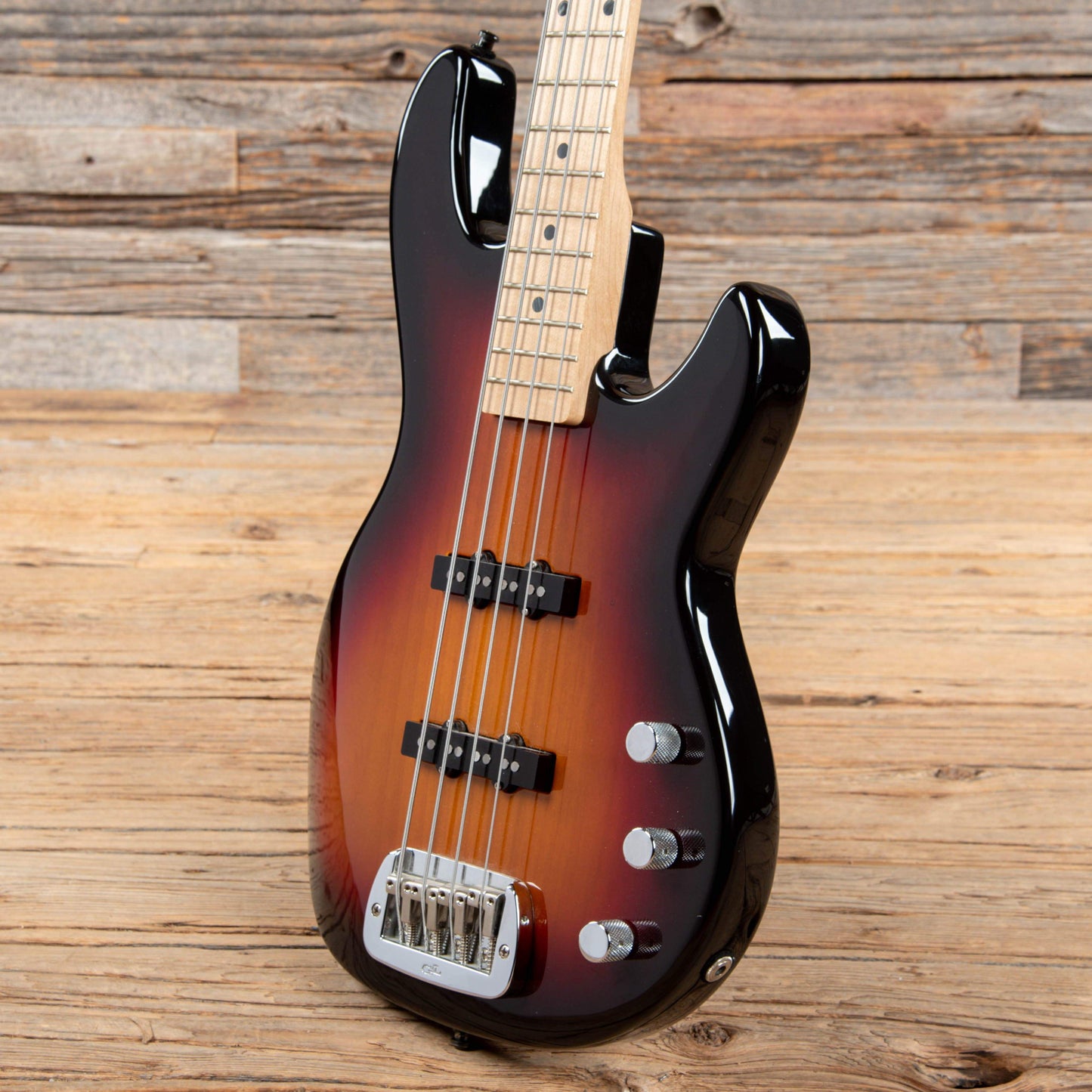 G&L JB-2 Sunburst 2006 Bass Guitars / 4-String