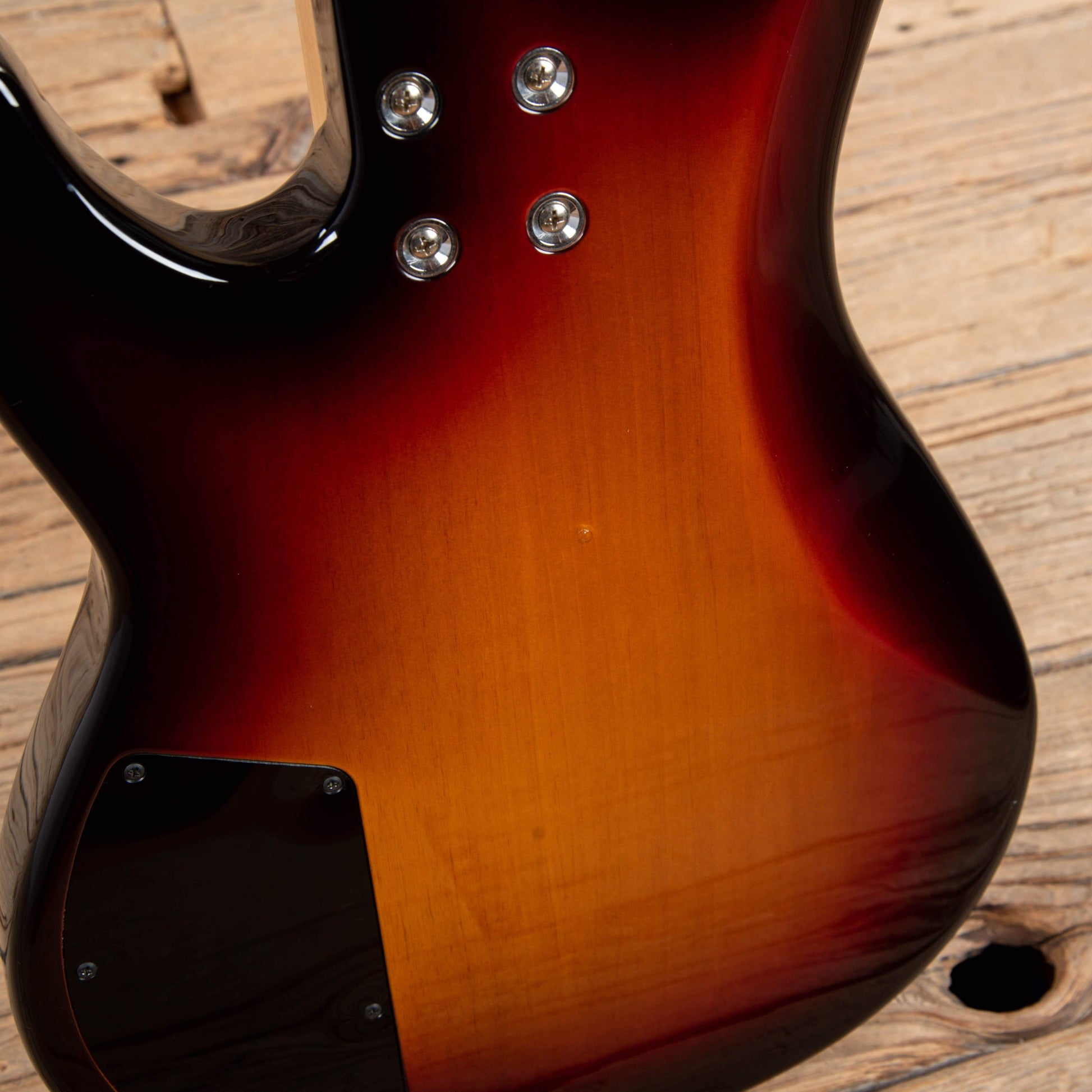 G&L JB-2 Sunburst 2006 Bass Guitars / 4-String