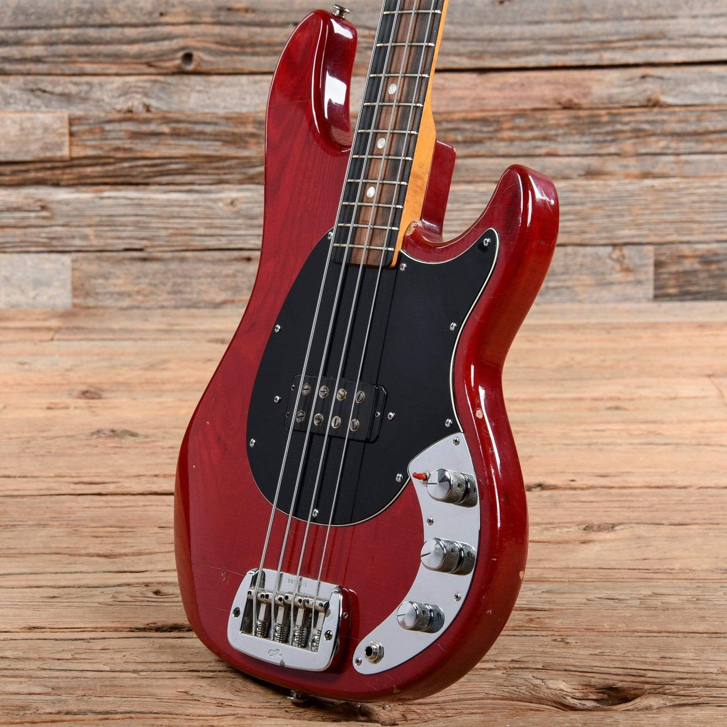G&L L-1000 Cherry 1981 Bass Guitars / 4-String
