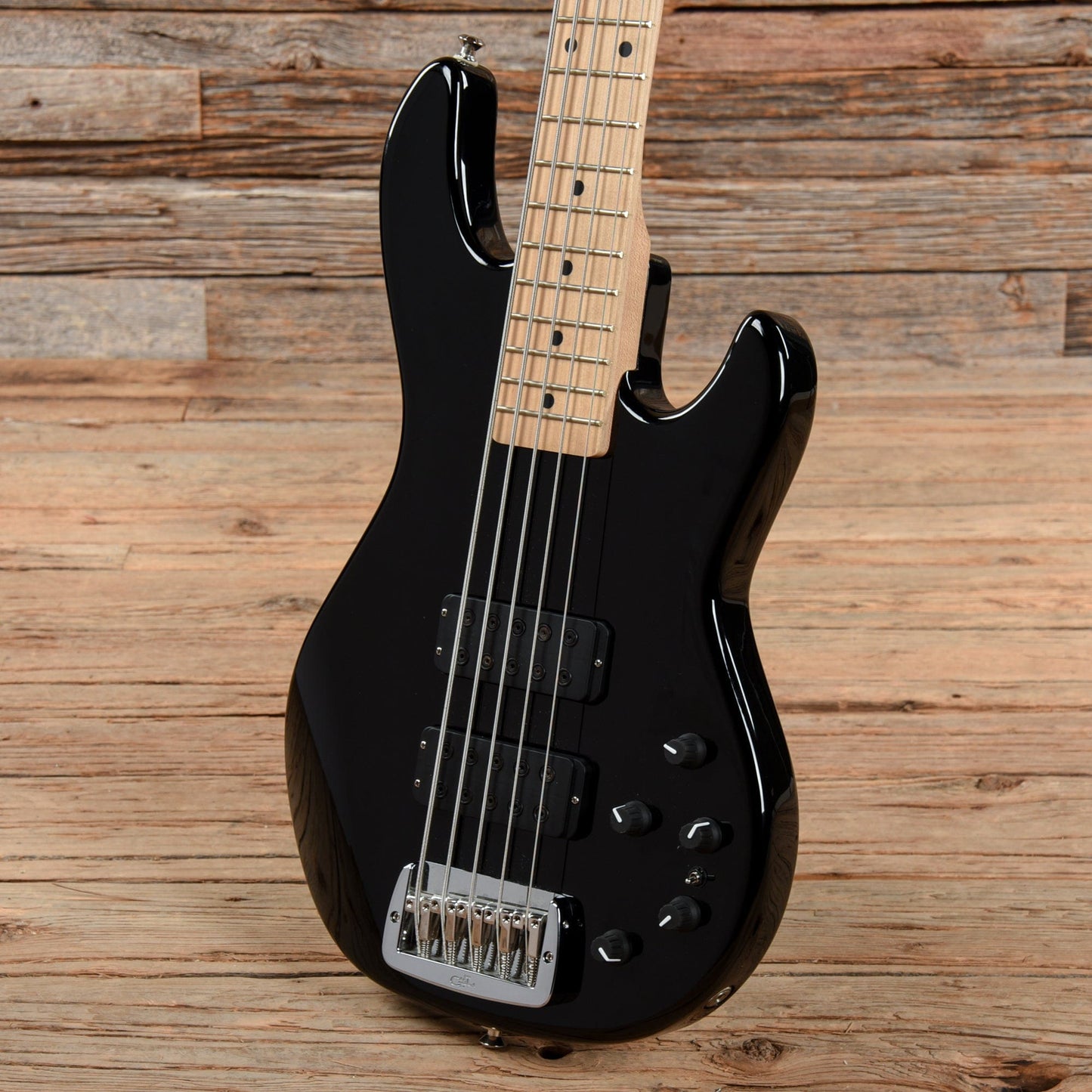 G&L Tribute Series M-2500 5-String Bass Black Bass Guitars / 5-String or More