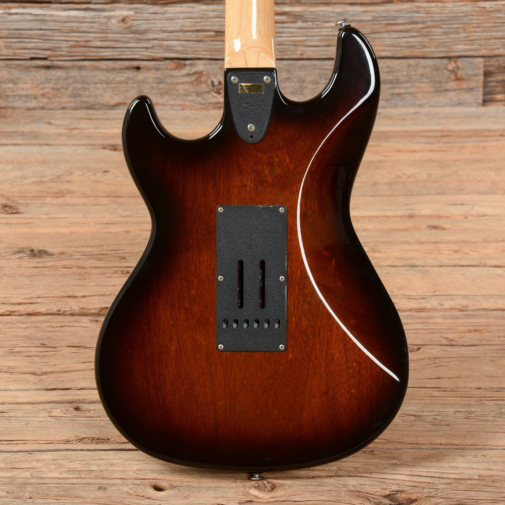 G&L F-100 Series II Sunburst 1983 Electric Guitars / Solid Body
