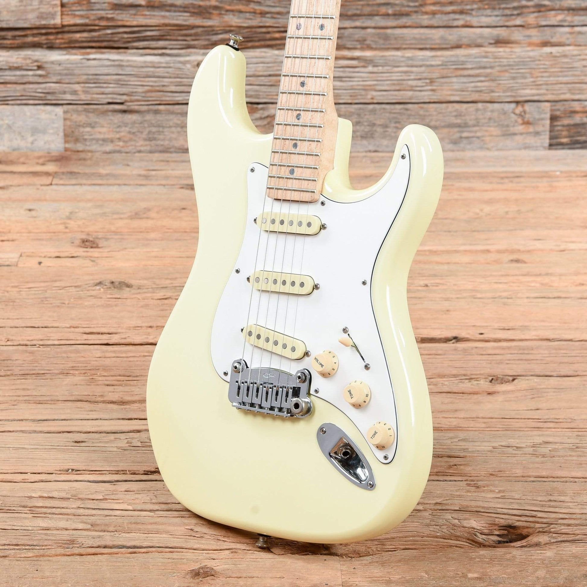 G&L Legacy Olympic White Electric Guitars / Solid Body