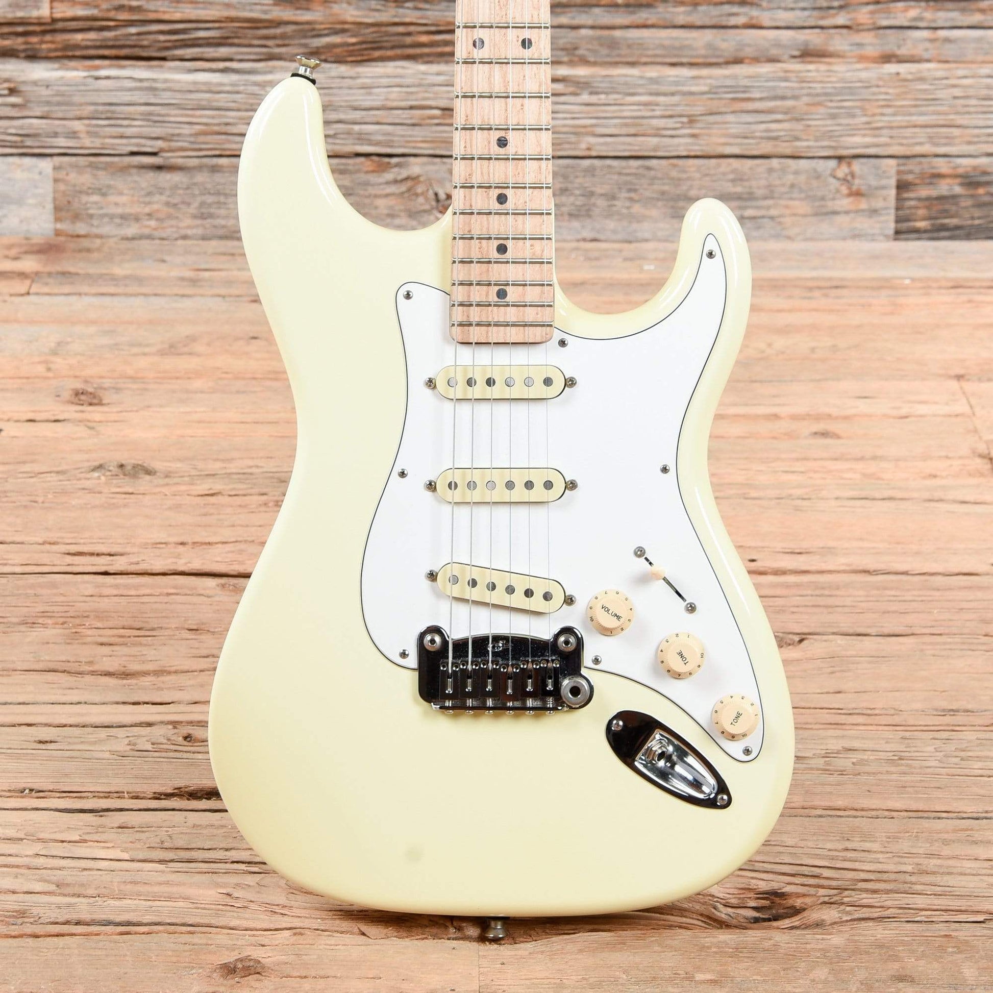 G&L Legacy Olympic White Electric Guitars / Solid Body