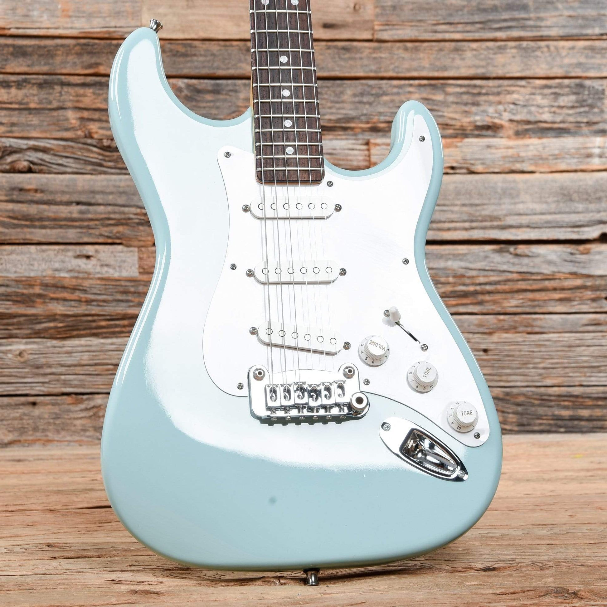 G&L Legacy Sonic Blue Nitro 2016 Electric Guitars / Solid Body