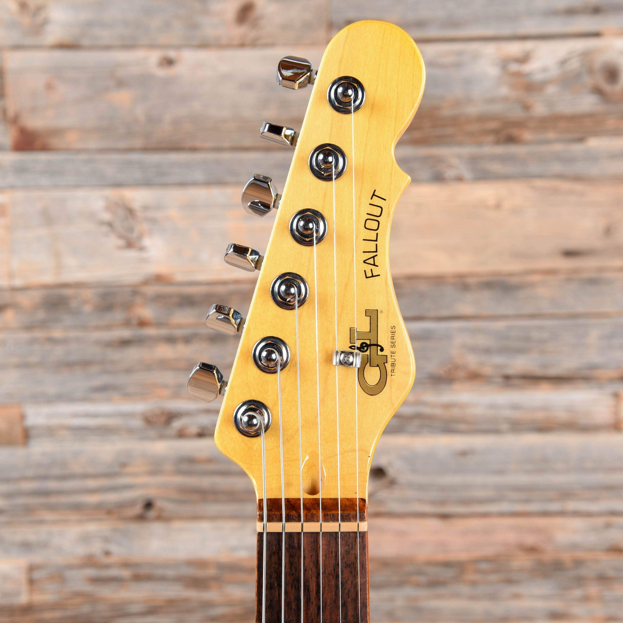 G&L Tribute Series Fallout Black 2016 – Chicago Music Exchange