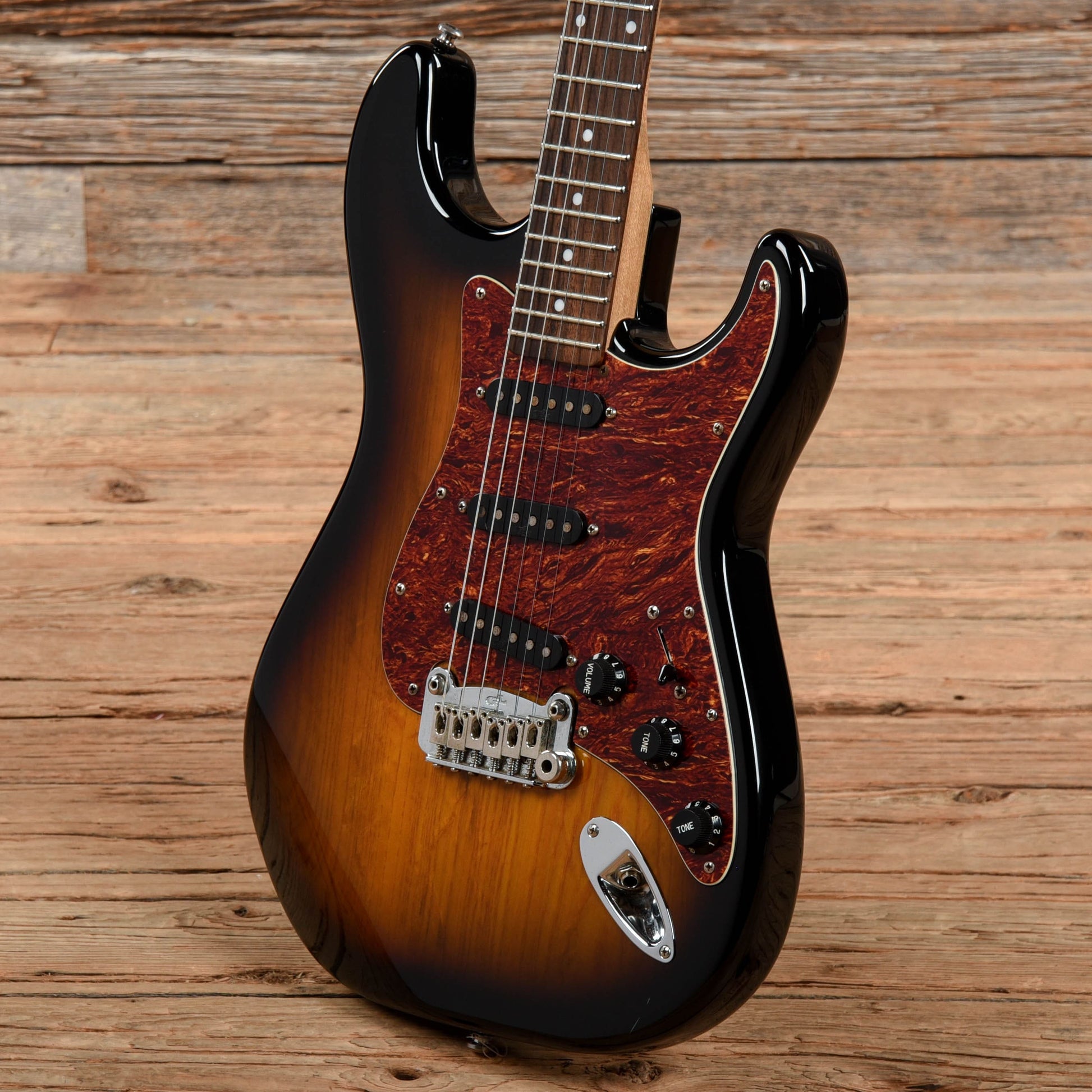 G&L Tribute Series Legacy Sunburst 2008 Electric Guitars / Solid Body