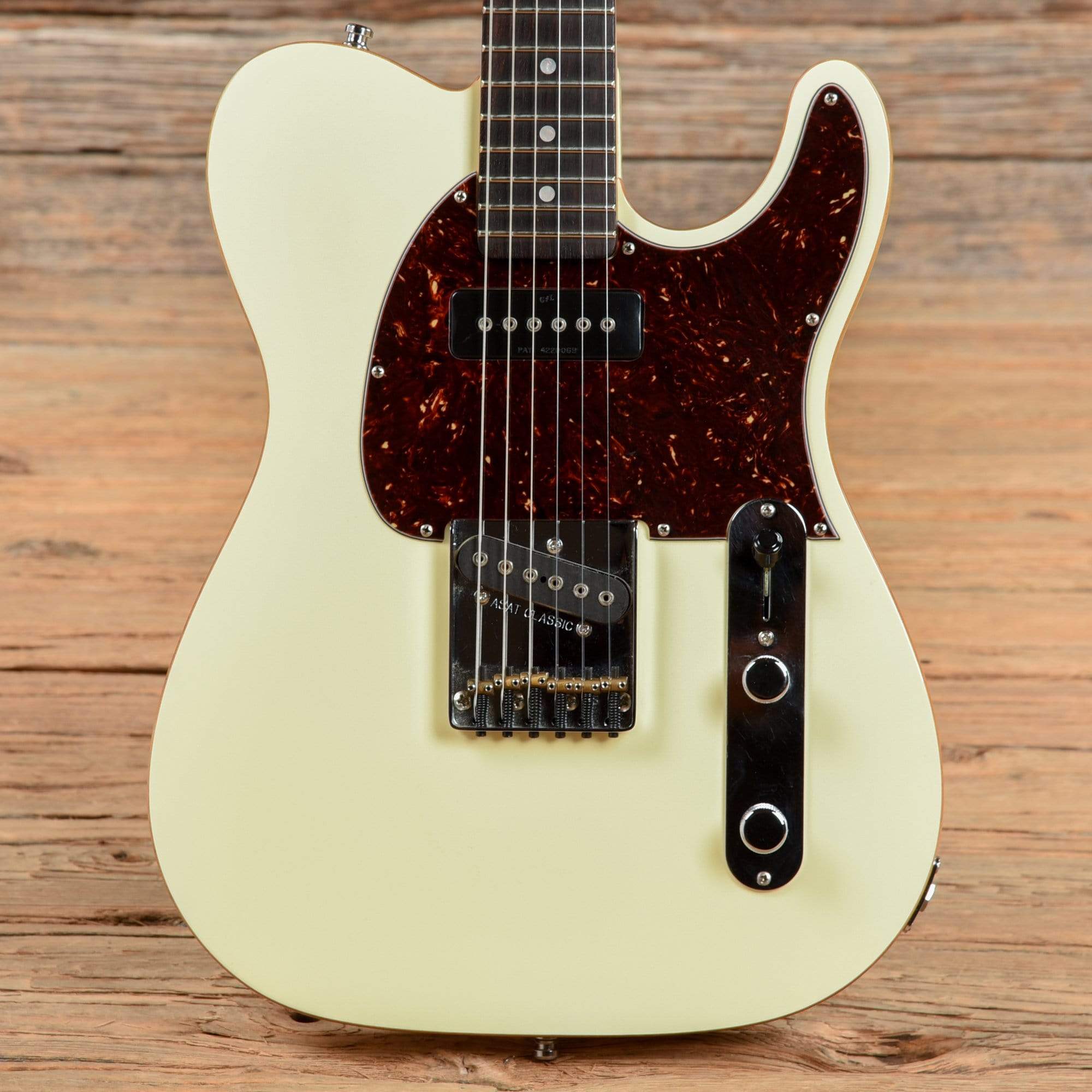 G&L USA ASAT Classic White – Chicago Music Exchange