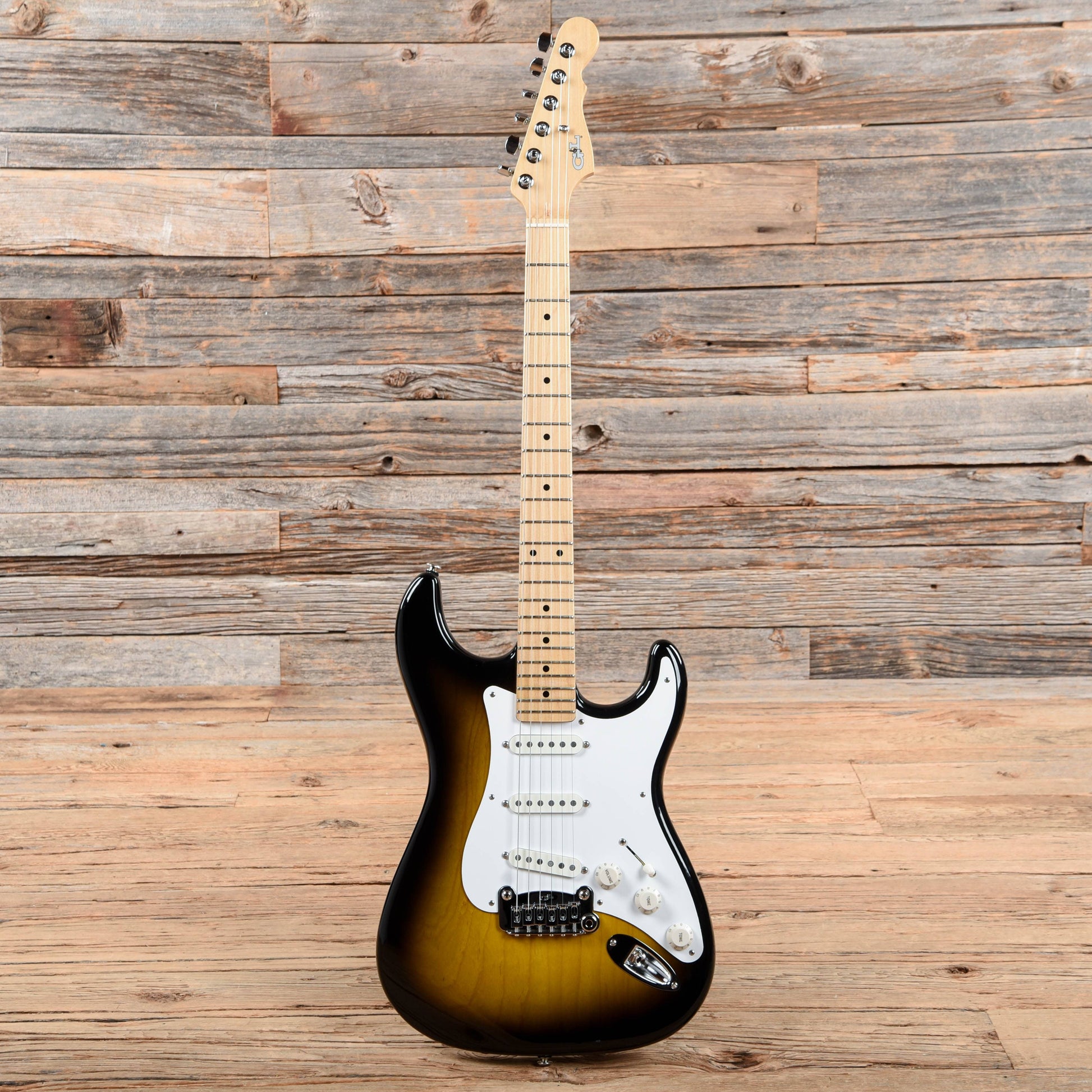 G&L USA Legacy 2-Color Sunburst 2017 Electric Guitars / Solid Body