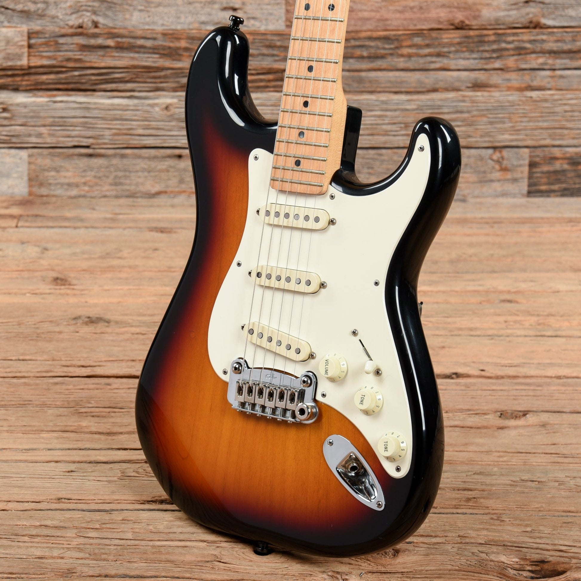 G&L USA Legacy Sunburst Electric Guitars / Solid Body
