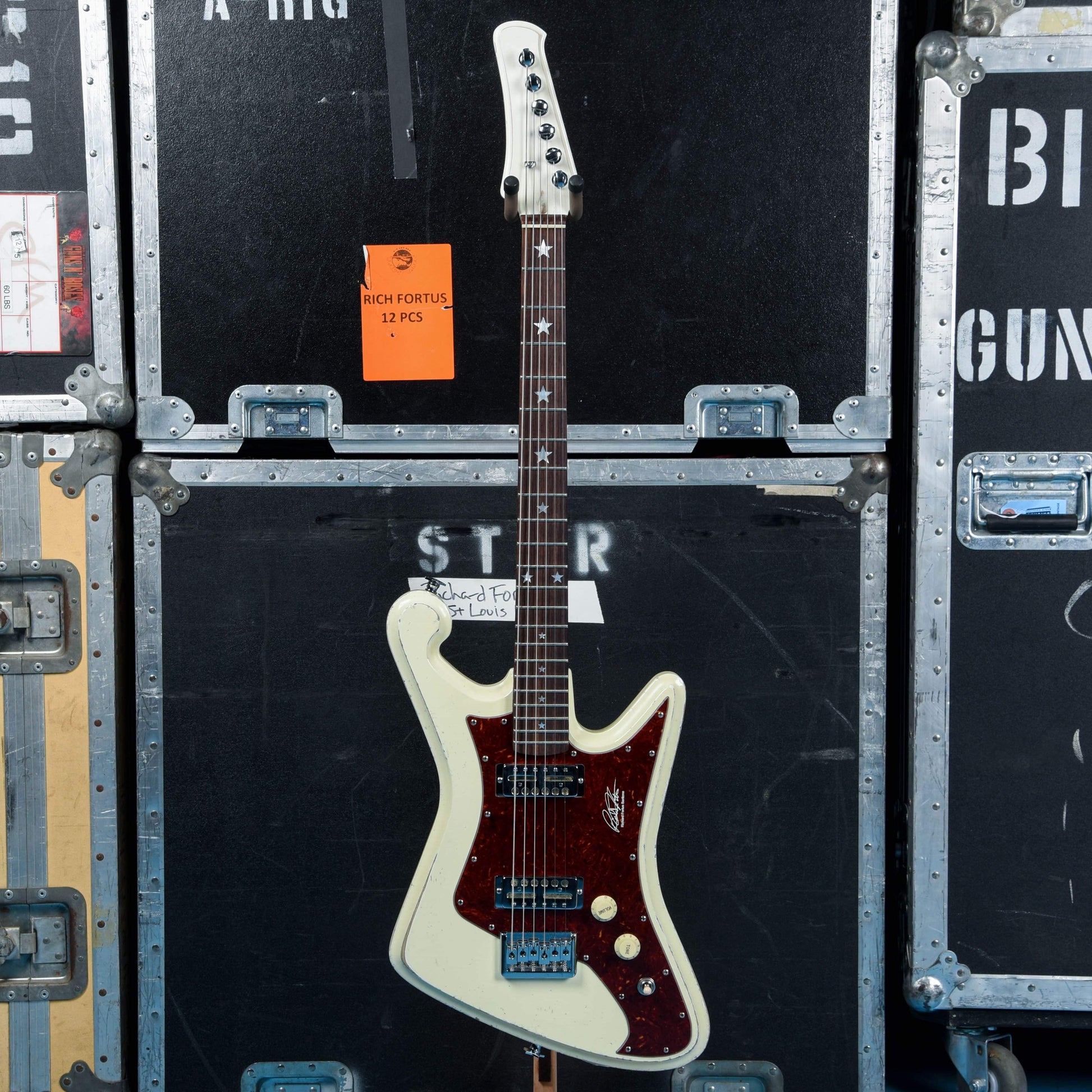 G-Sharp Fortus Signature Model Baritone Antique White Relic