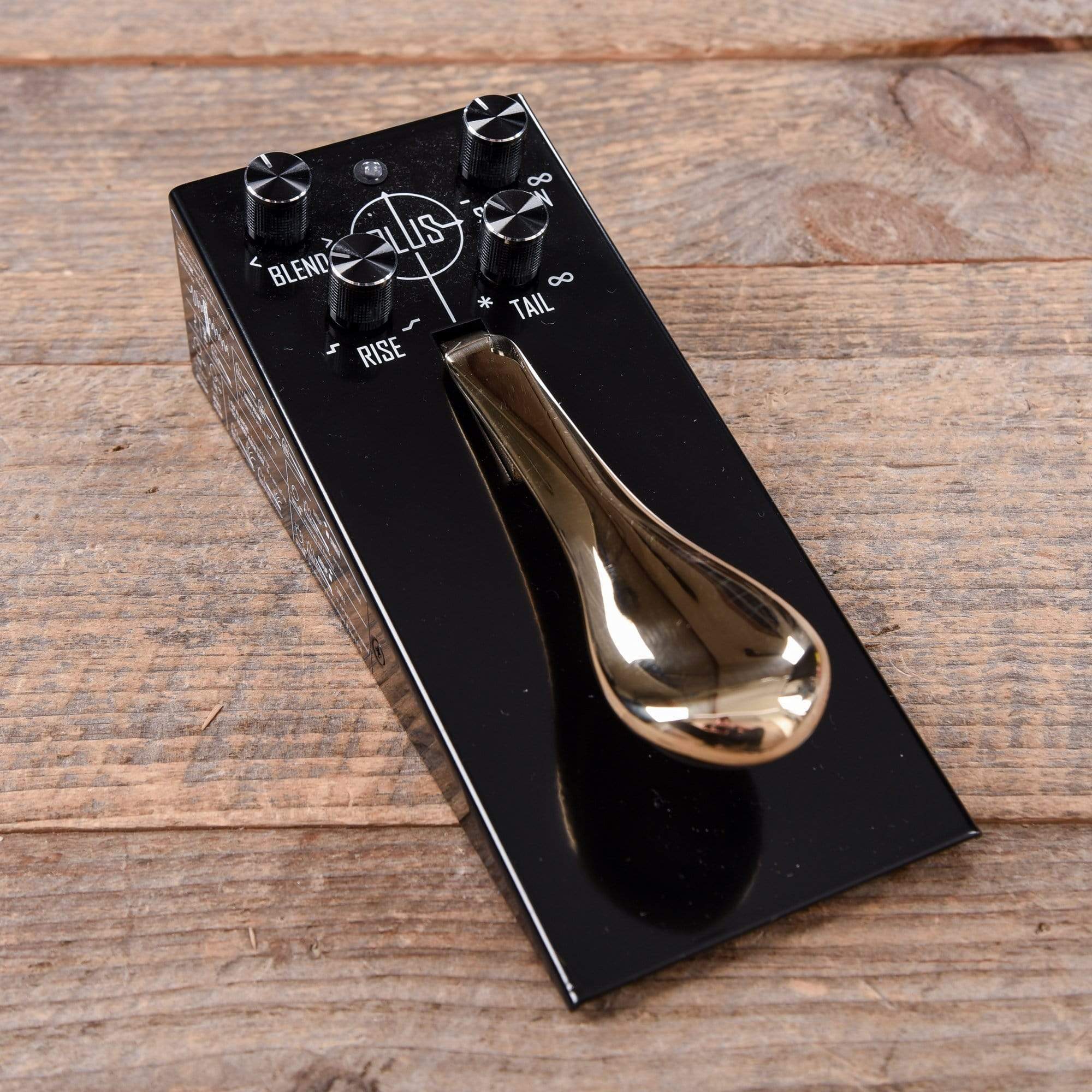 Gamechanger Audio Pedal Plus Sustain Pedal Effects and Pedals / Compression and Sustain