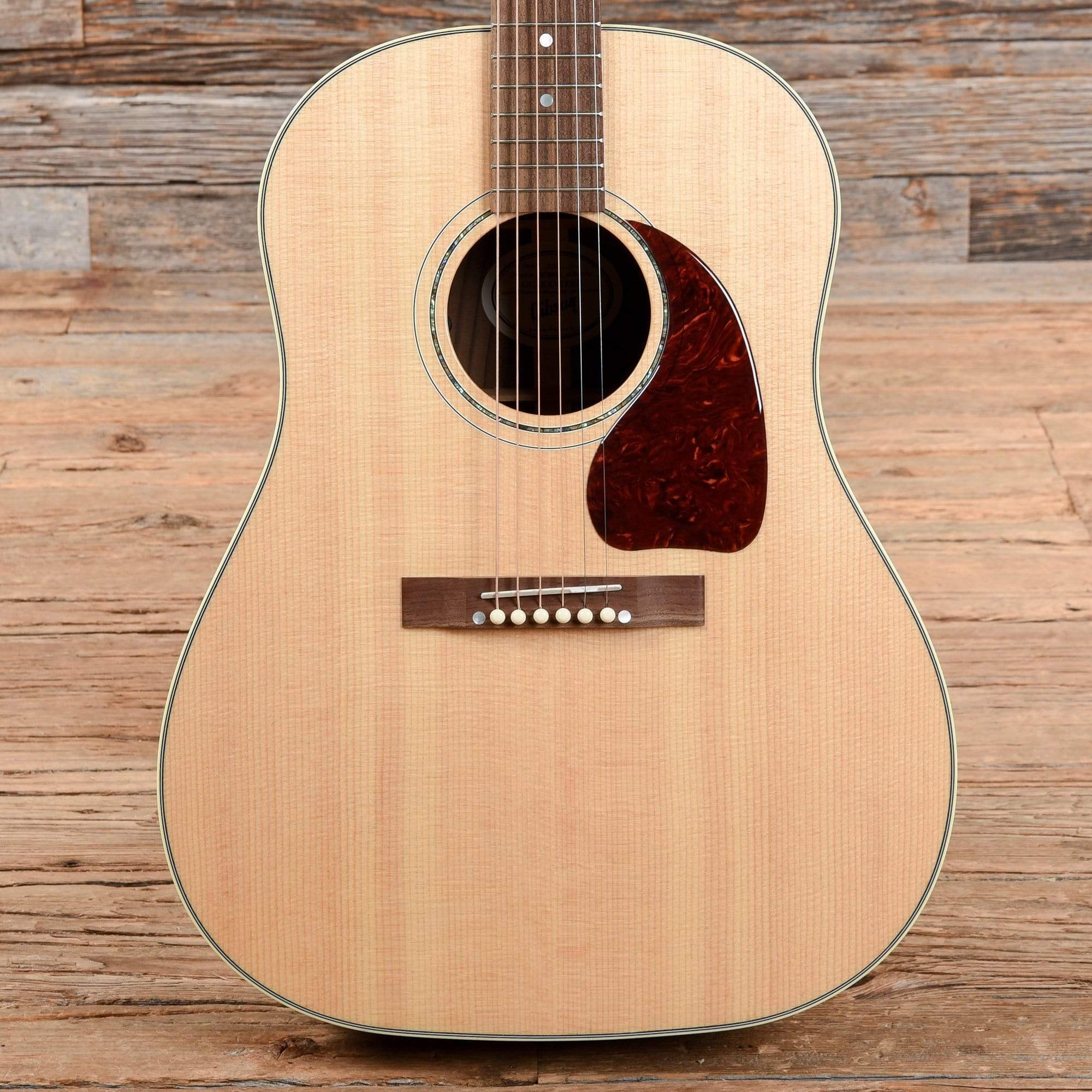 Gibson Montana J-15 Antique Natural w/Hardshell Case Acoustic Guitars / Built-in Electronics,Acoustic Guitars / Dreadnought