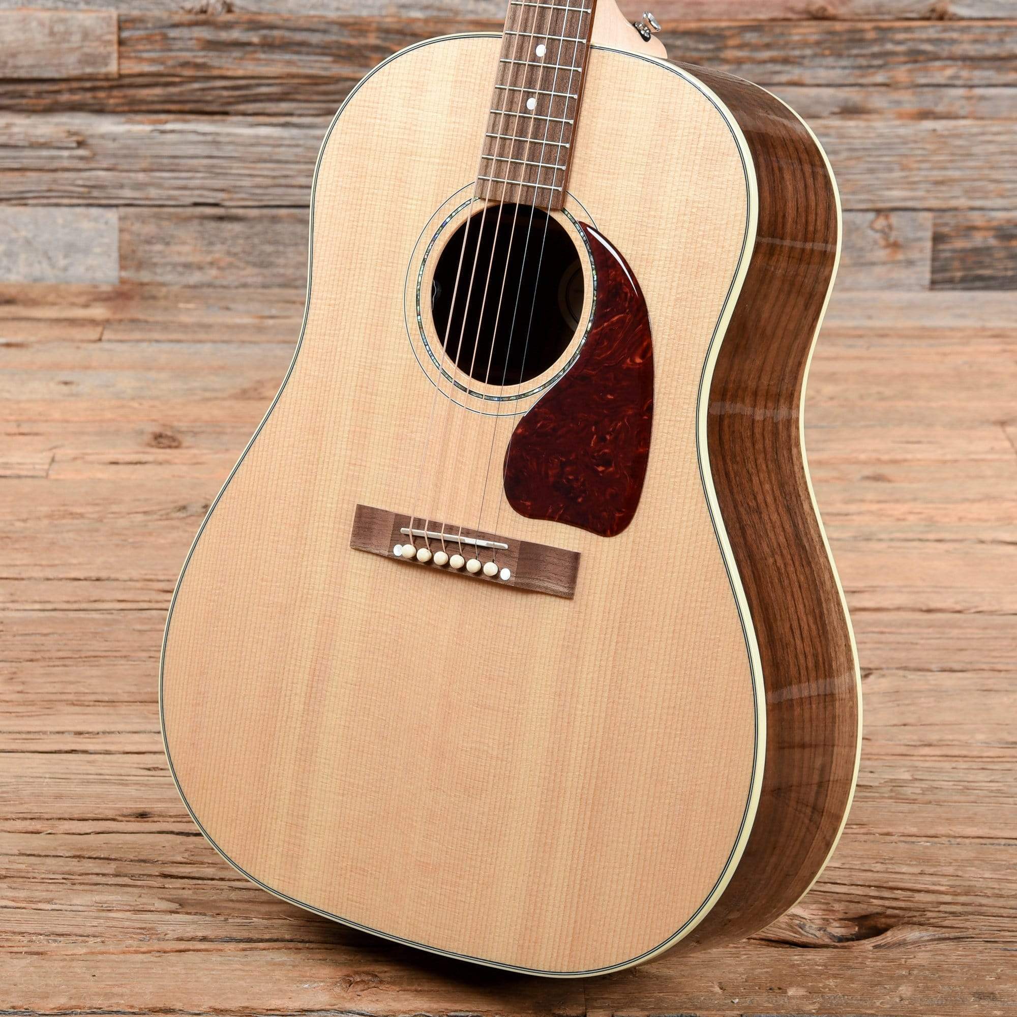 Gibson Montana J-15 Antique Natural w/Hardshell Case Acoustic Guitars / Built-in Electronics,Acoustic Guitars / Dreadnought