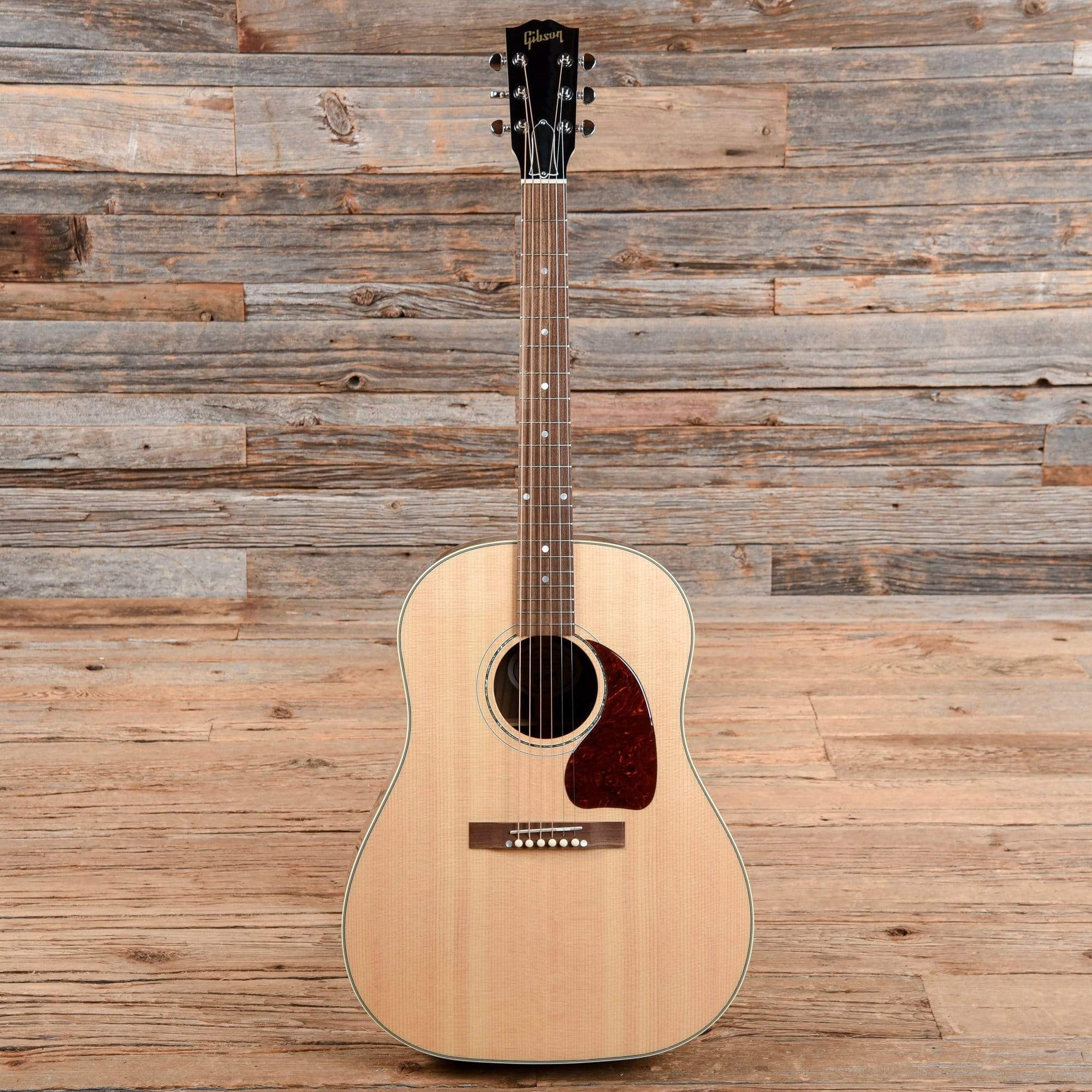 Gibson Montana J-15 Antique Natural w/Hardshell Case Acoustic Guitars / Built-in Electronics,Acoustic Guitars / Dreadnought
