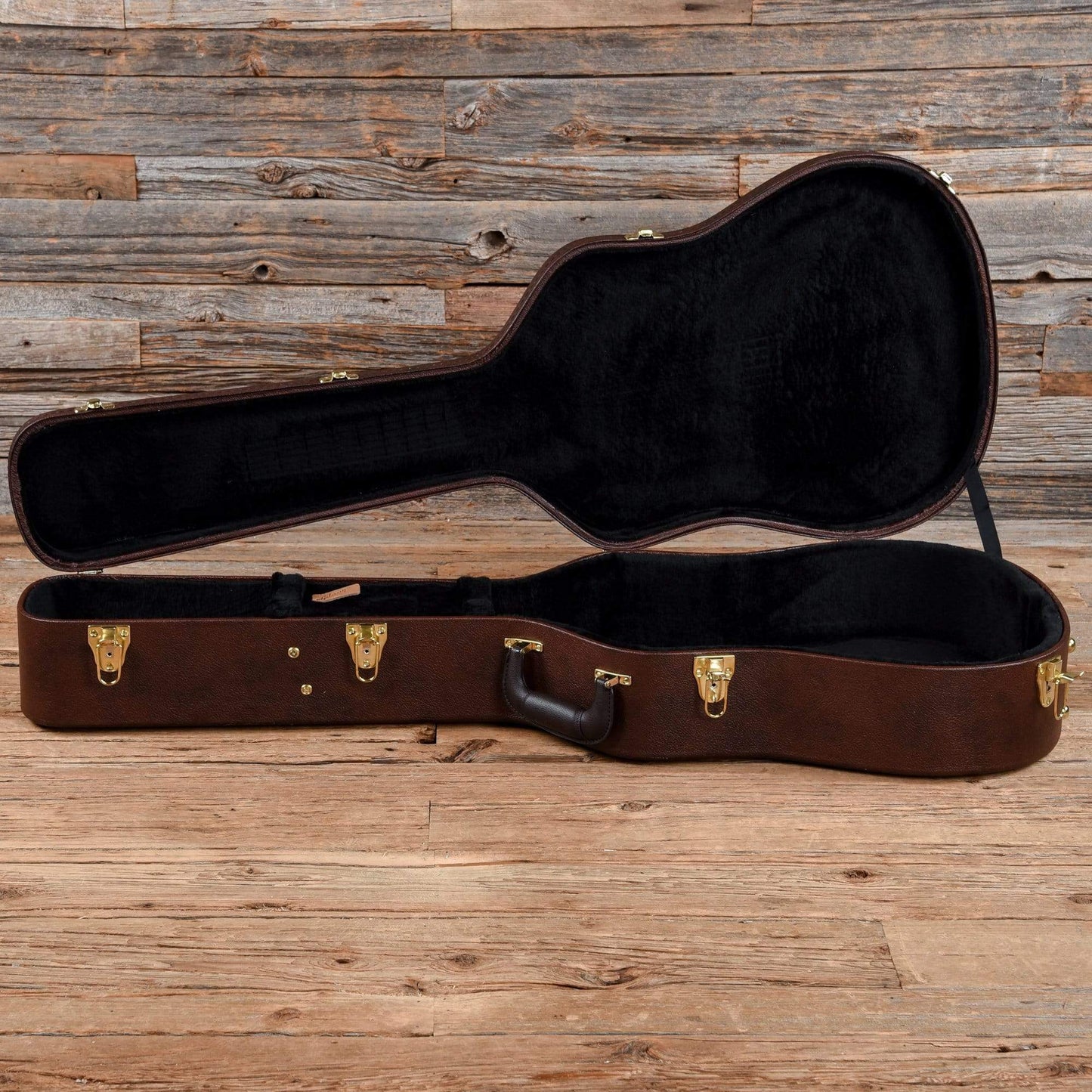 Gibson Montana J-15 Walnut Burst w/Hardshell Case Acoustic Guitars / Built-in Electronics,Acoustic Guitars / Dreadnought