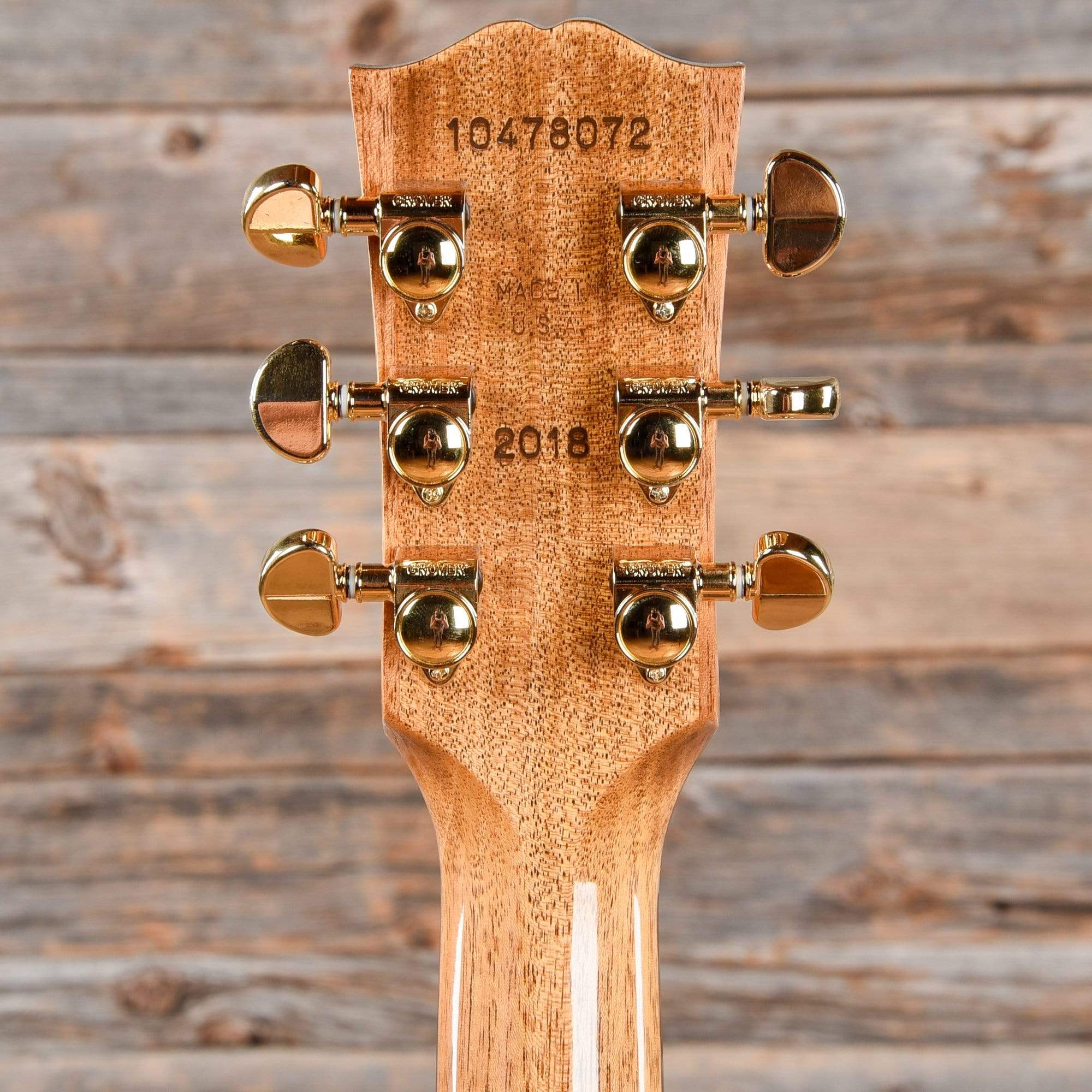 Gibson Montana J-45 Mahogany Antique Natural w/Hardshell Case Acoustic Guitars / Built-in Electronics,Acoustic Guitars / Dreadnought