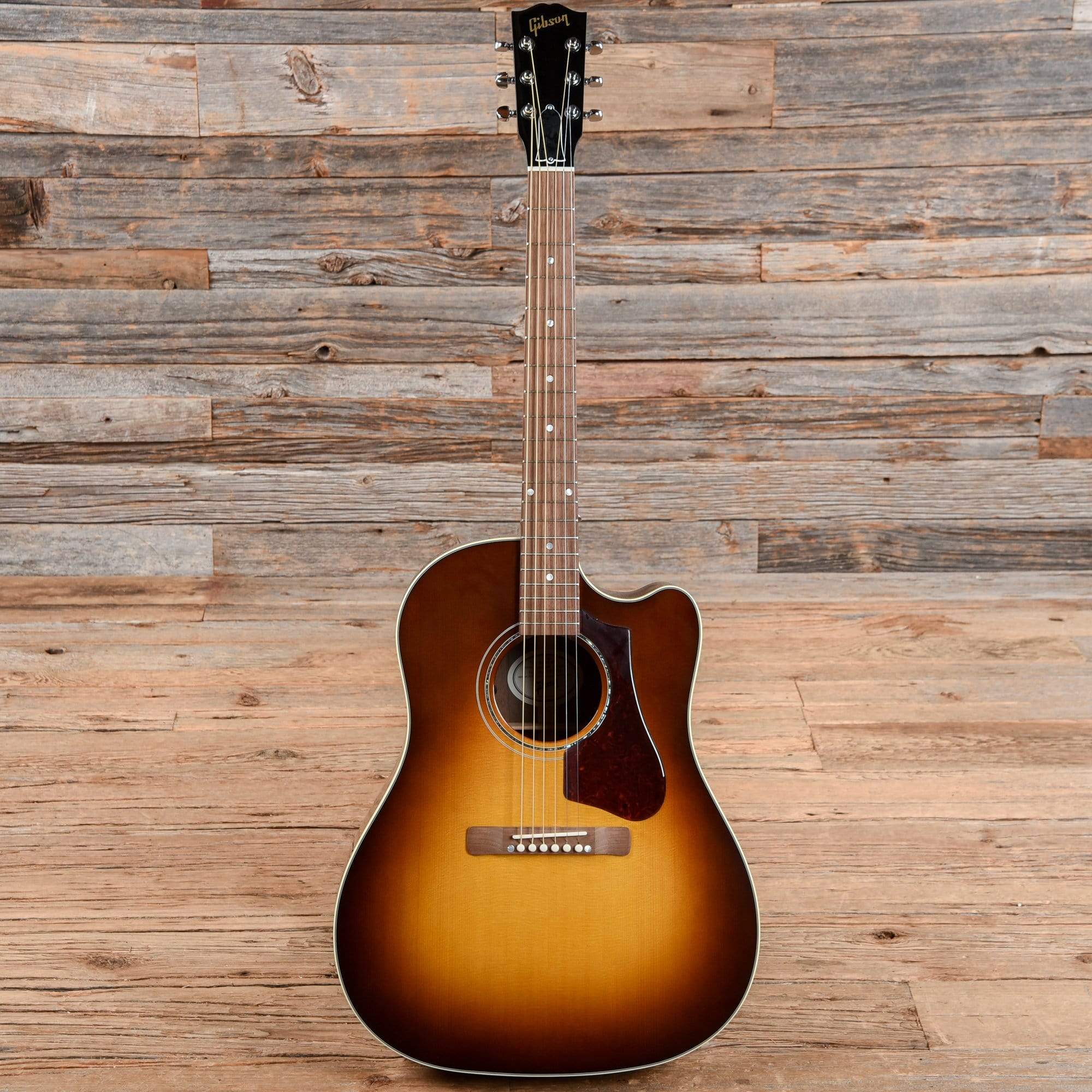 Gibson Montana J-45 Walnut AG Walnut Burst w/Hardshell Case Acoustic Guitars / Built-in Electronics,Acoustic Guitars / Dreadnought