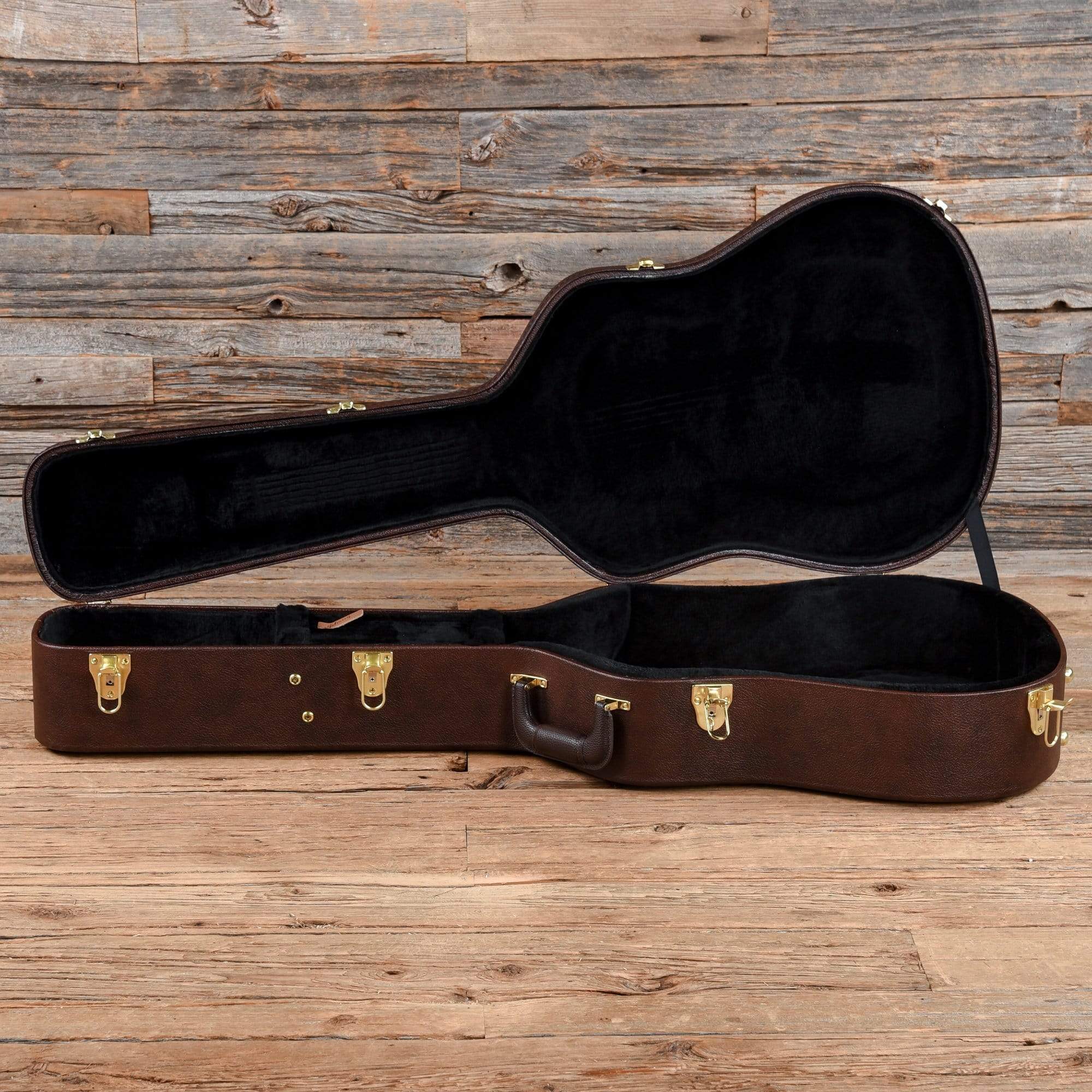 Gibson Montana J-45 Walnut AG Walnut Burst w/Hardshell Case Acoustic Guitars / Built-in Electronics,Acoustic Guitars / Dreadnought