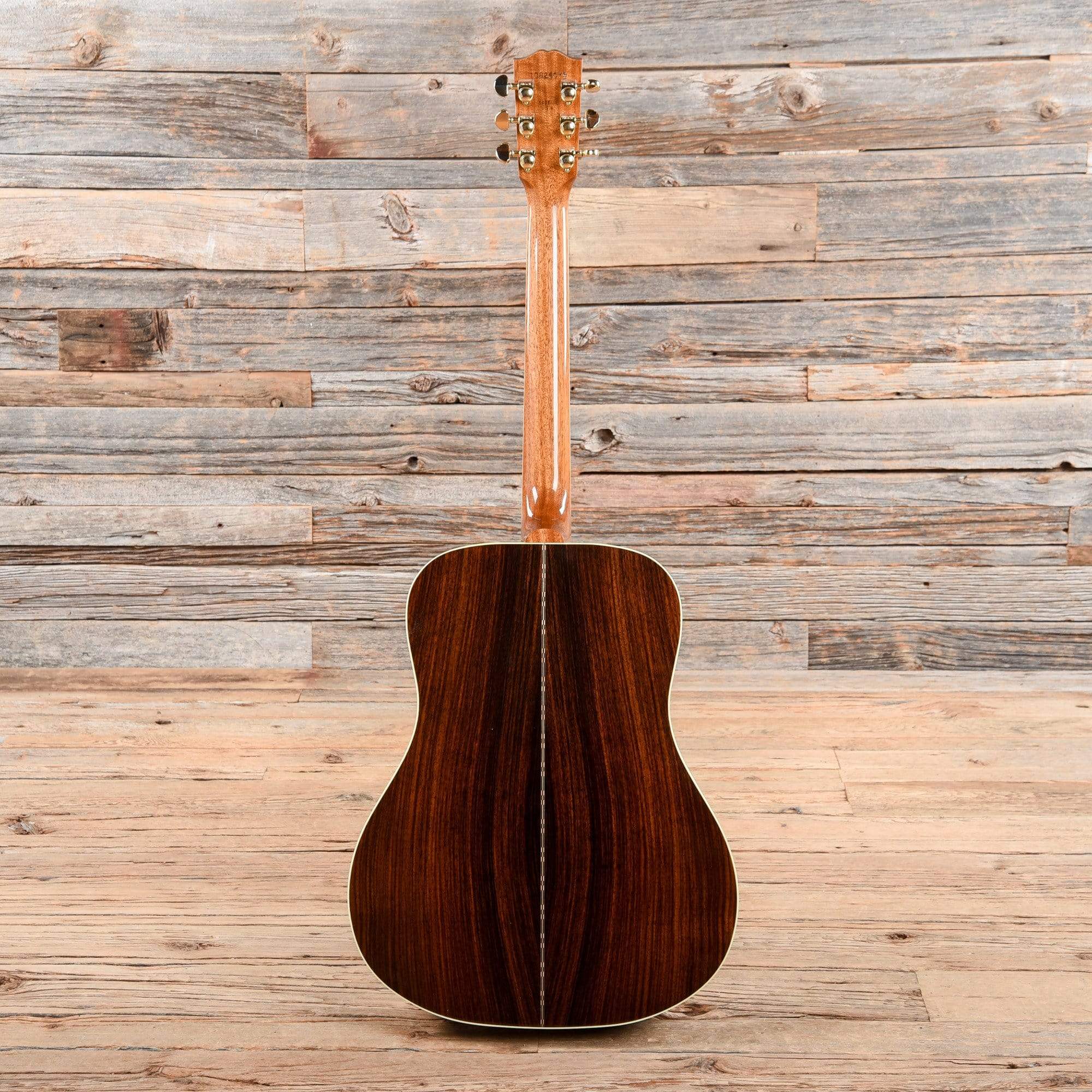 Gibson Montana Songwriter Deluxe Studio Natural 2016 Acoustic Guitars / Built-in Electronics,Acoustic Guitars / Dreadnought