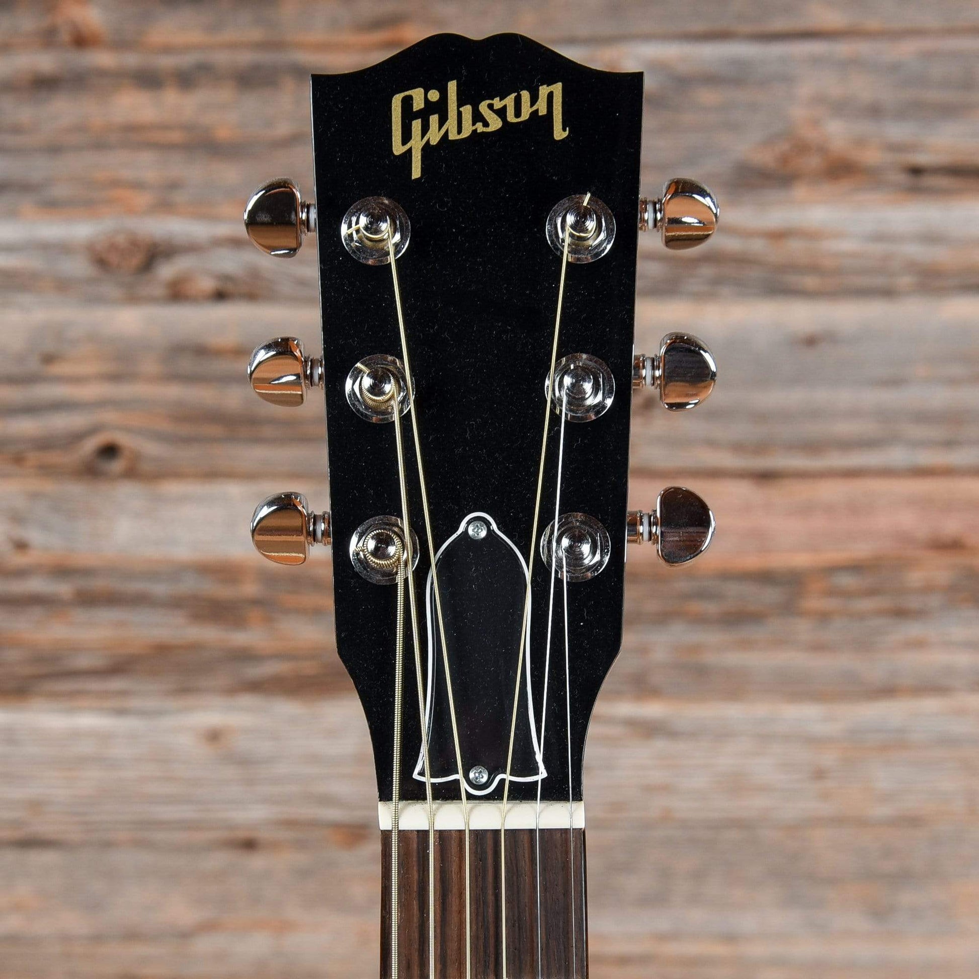 Gibson Montana LG-2 American Eagle Antique Natural Acoustic Guitars / Built-in Electronics,Acoustic Guitars / Parlor