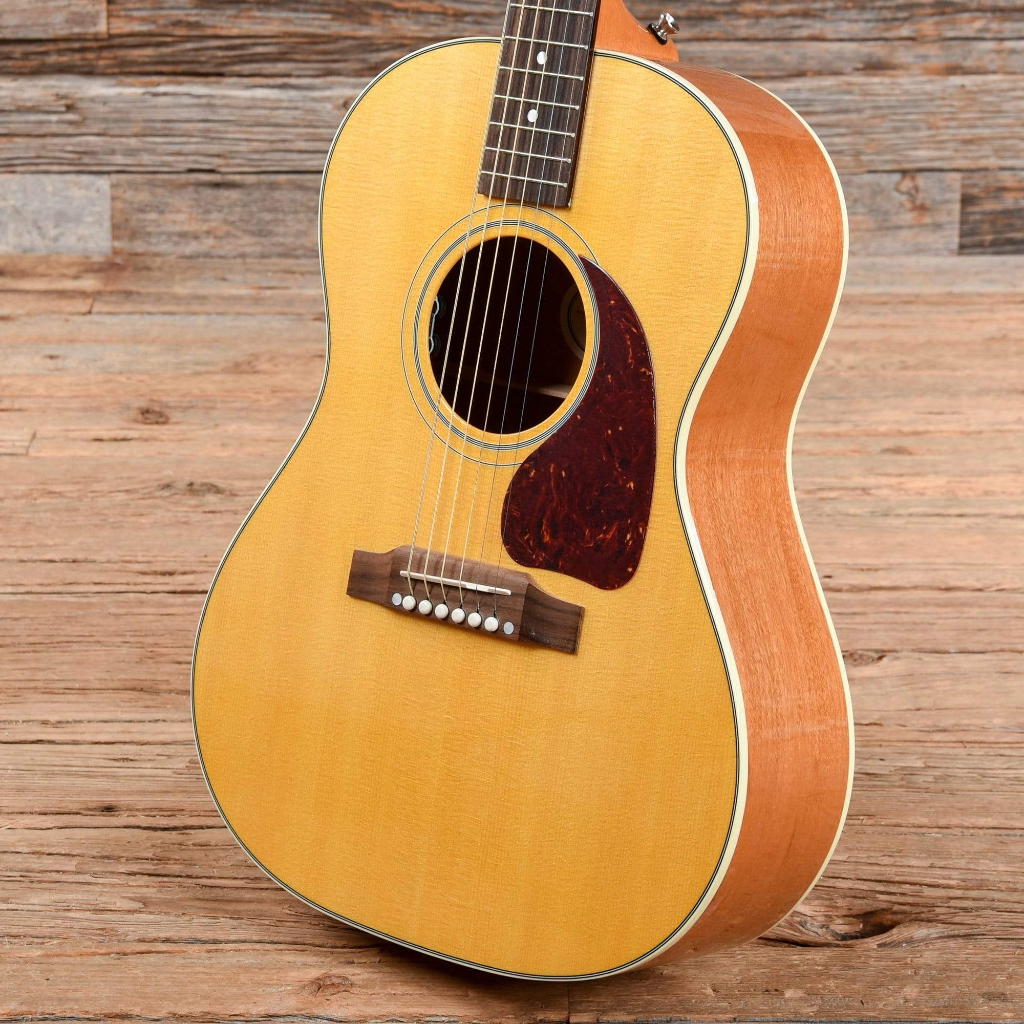 Gibson Montana LG-2 American Eagle Antique Natural – Chicago Music