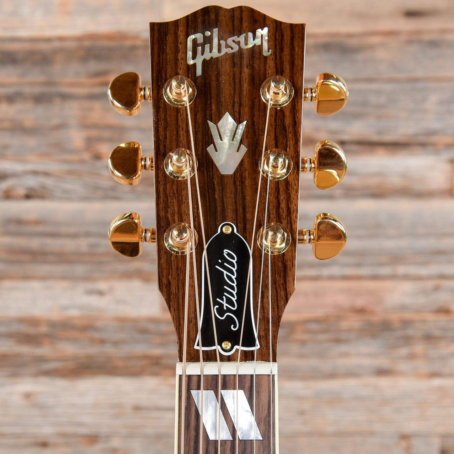 Gibson Montana Songwriter Studio Cutaway Antique Natural w/Hardshell Case Acoustic Guitars / Built-in Electronics