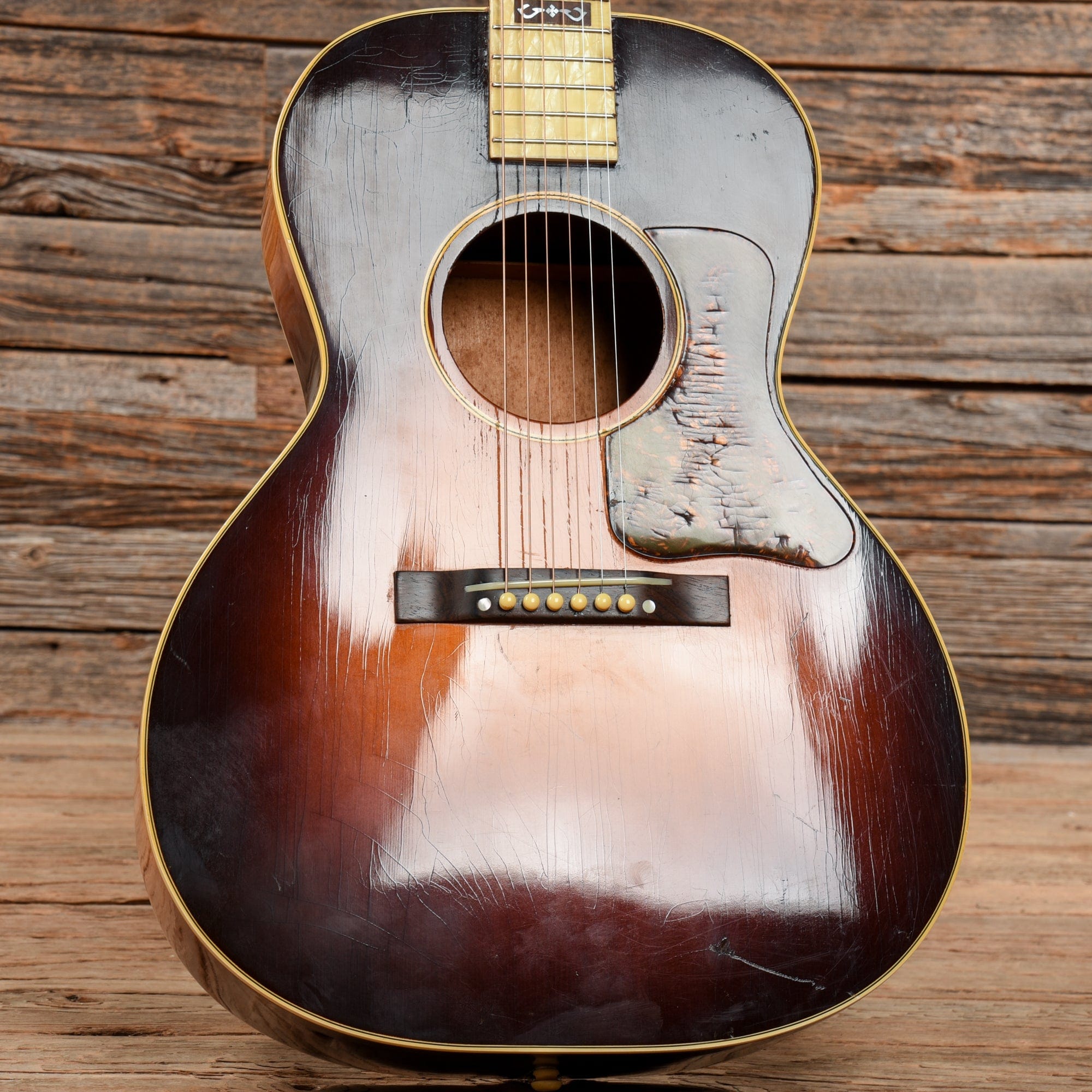 Gibson L-C Century of Progress Sunburst 1933 Acoustic Guitars / Concert