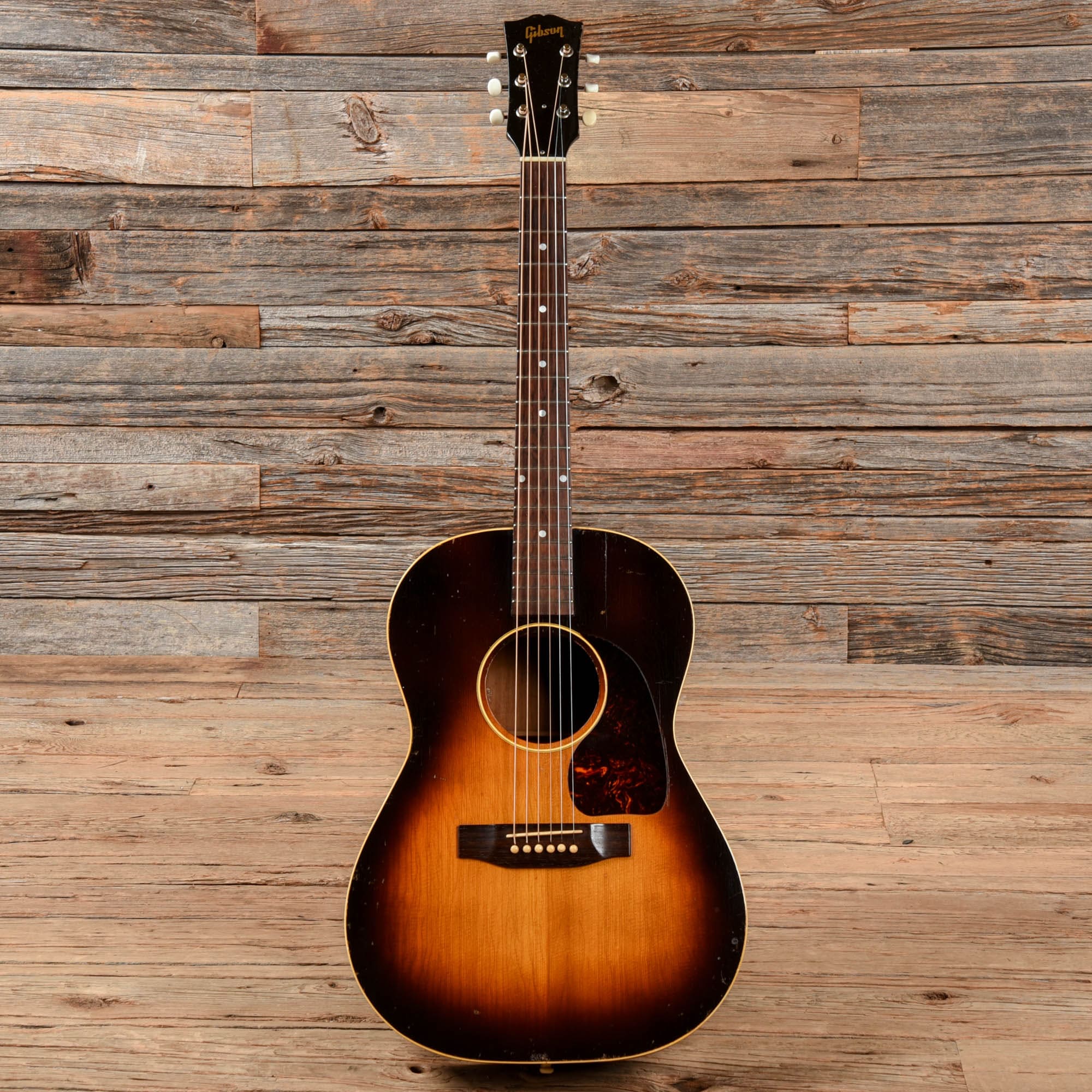 Gibson LG-1 Sunburst 1955 Acoustic Guitars / Concert