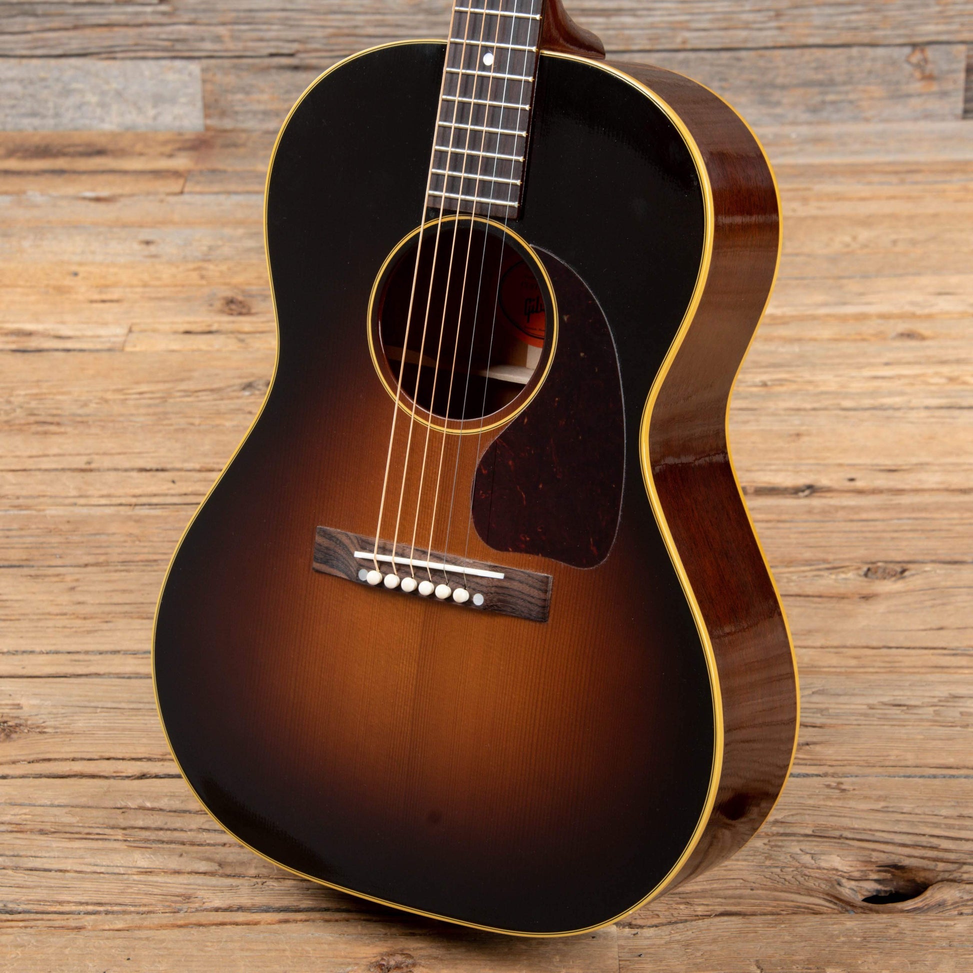 Gibson Montana Custom Shop Historic Reissue 1942 Banner LG-2 Vintage Sunburst 2020 Acoustic Guitars / Concert