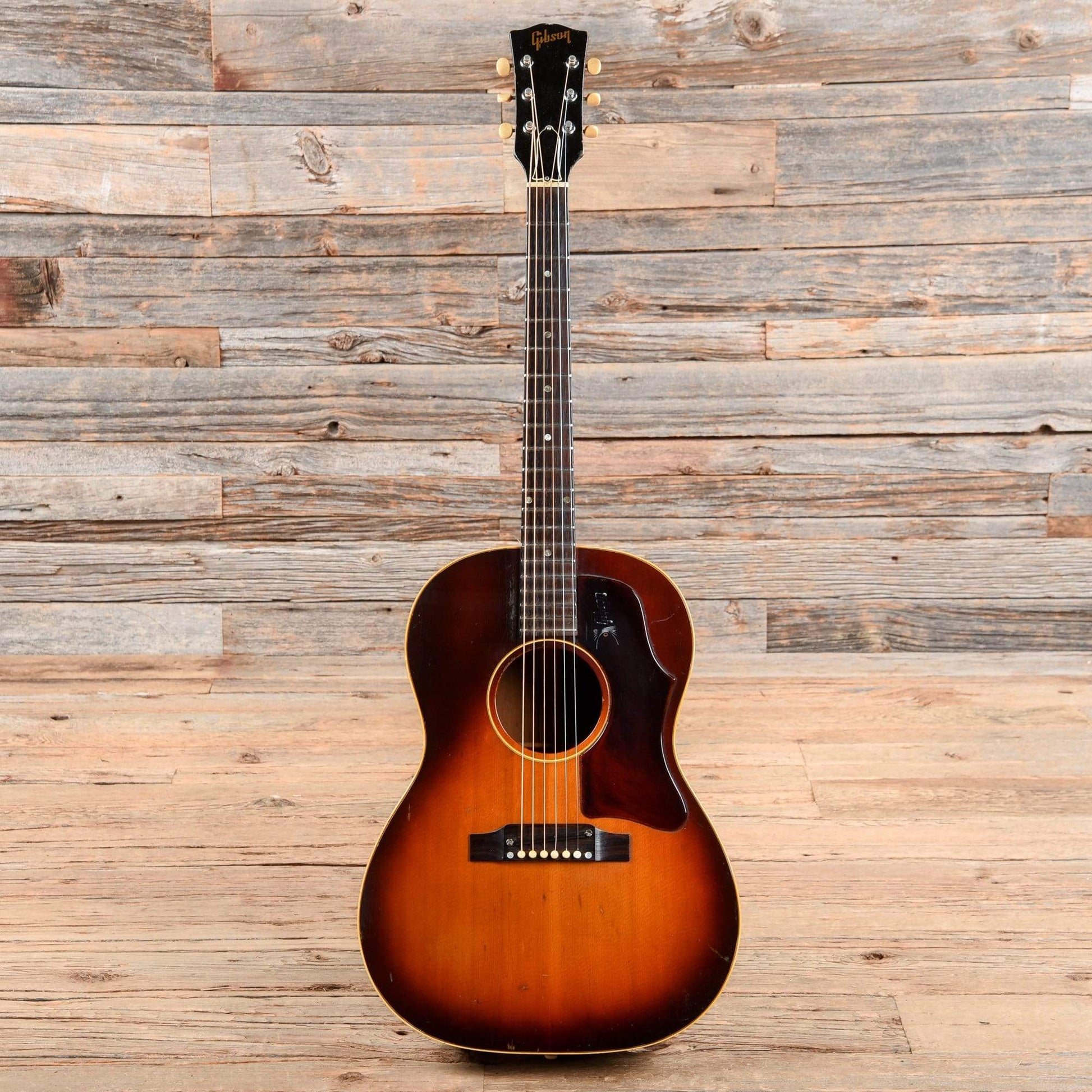 Gibson B-25 Sunburst 1968 Acoustic Guitars / Dreadnought