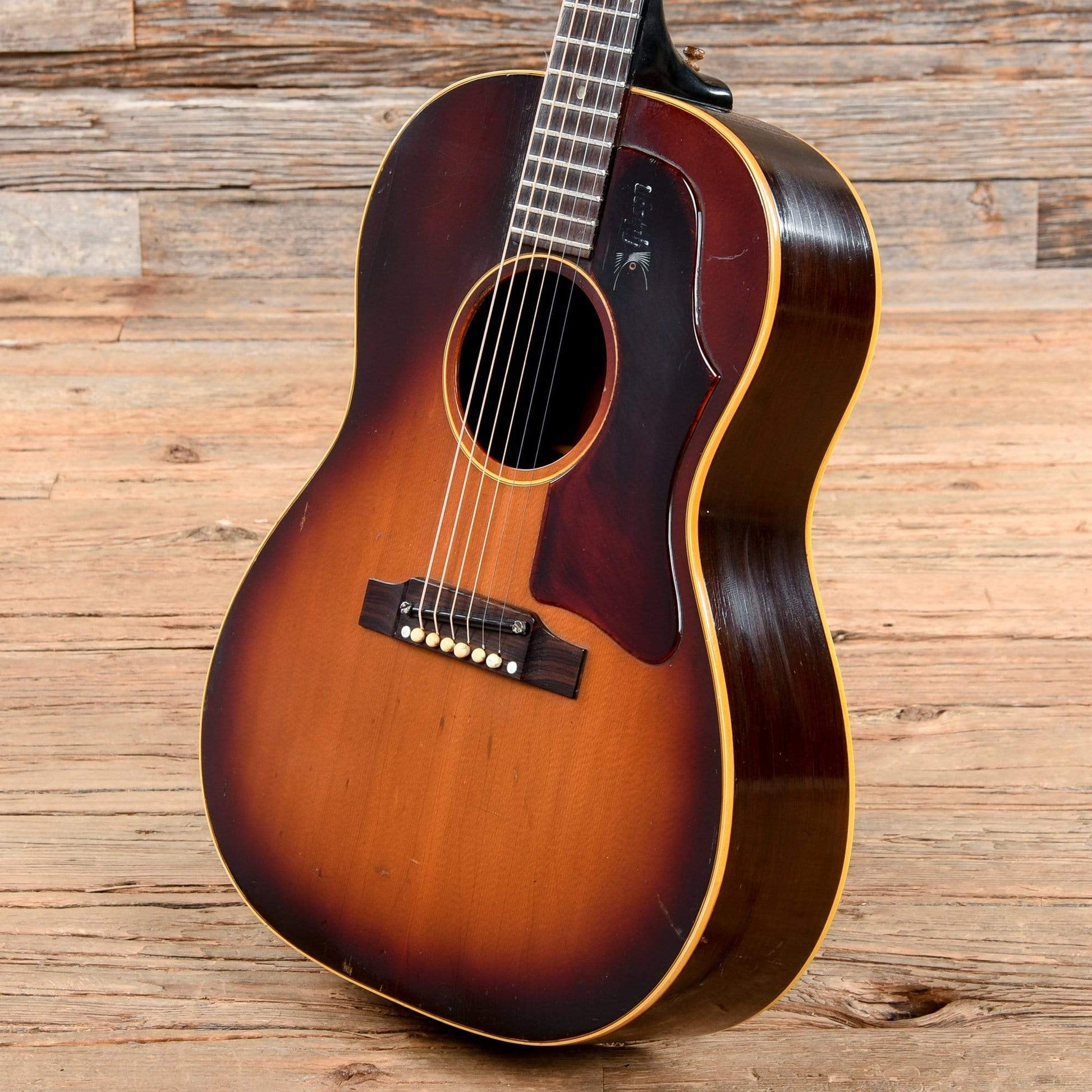 Gibson B-25 Sunburst 1968 Acoustic Guitars / Dreadnought