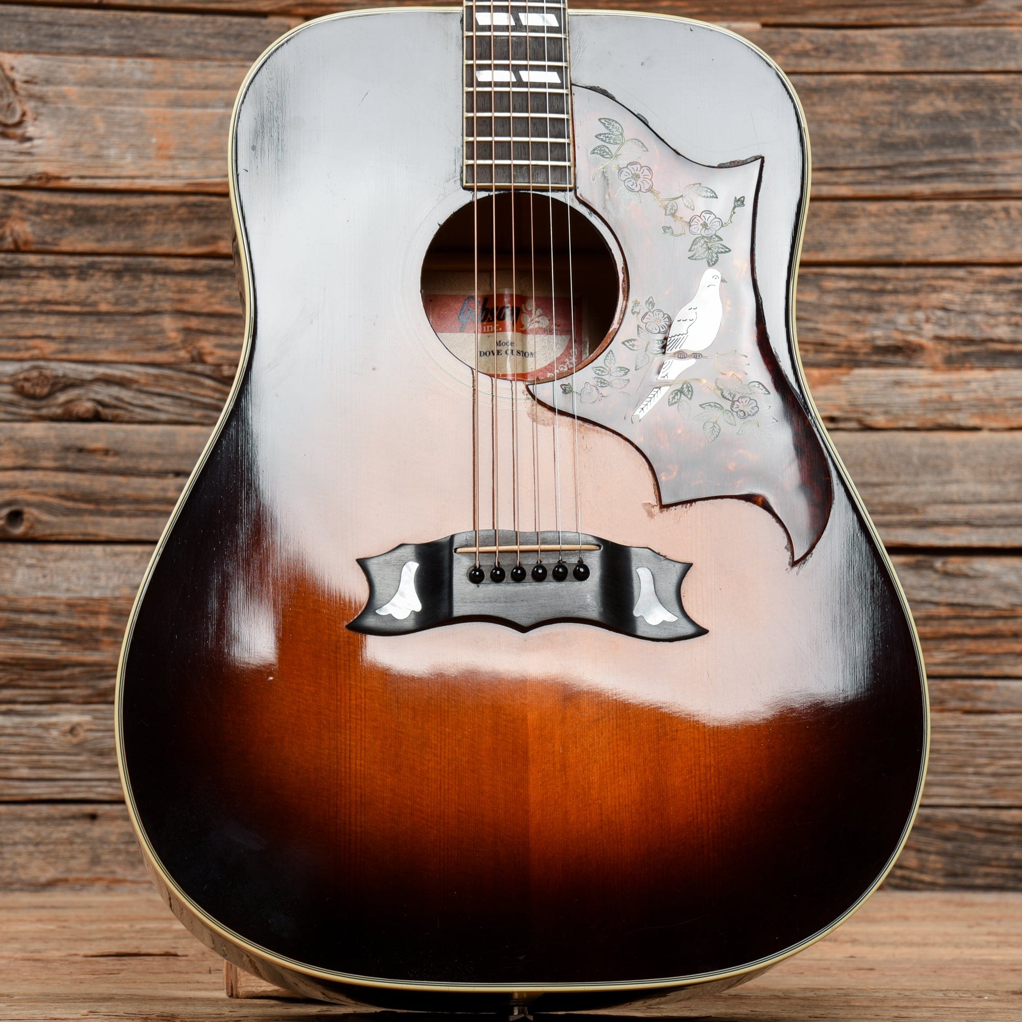 Gibson Dove Sunburst 1980 Acoustic Guitars / Dreadnought