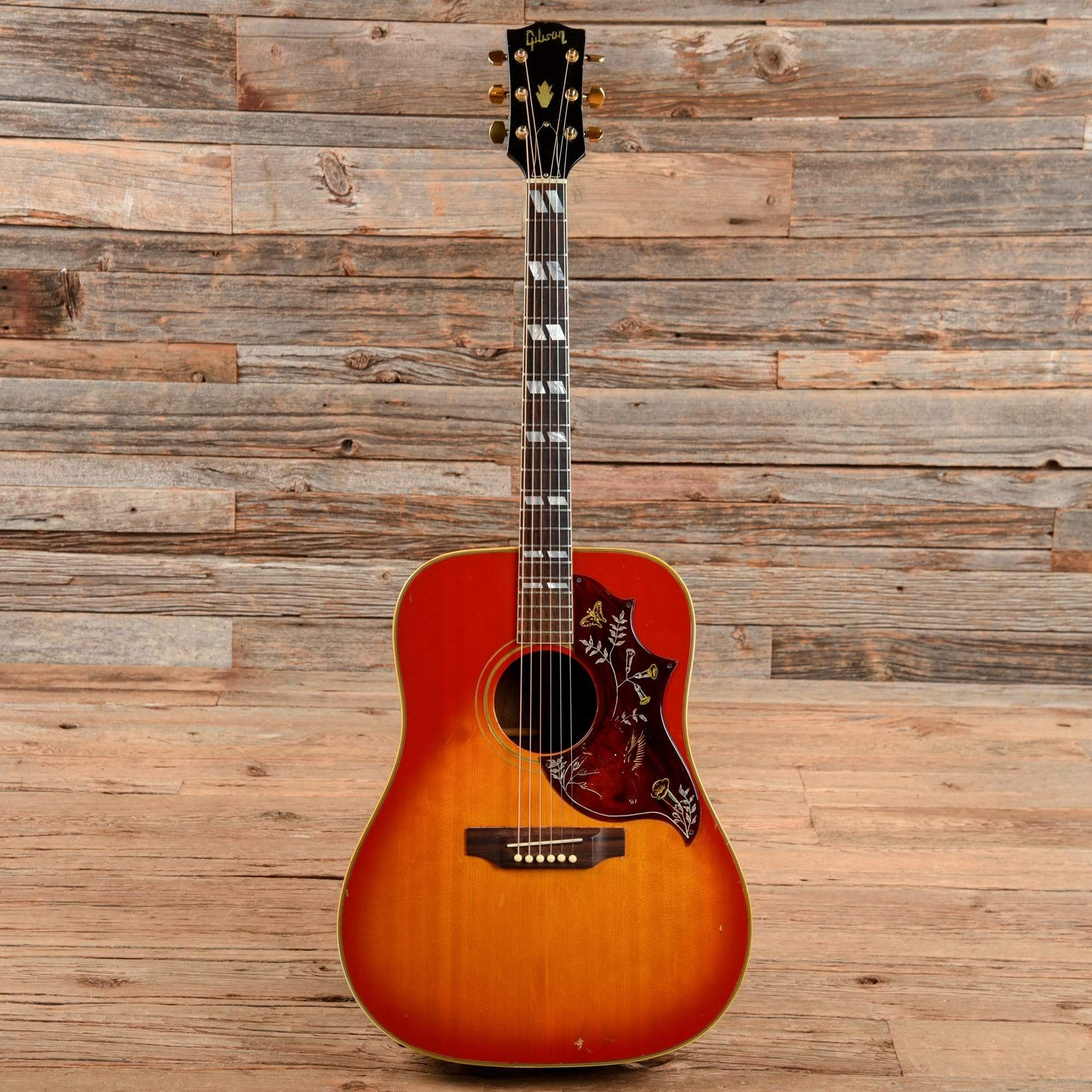 Gibson Hummingbird Sunburst 1968 Acoustic Guitars / Dreadnought