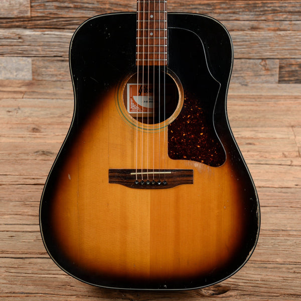 gibson-acoustic-guitars-