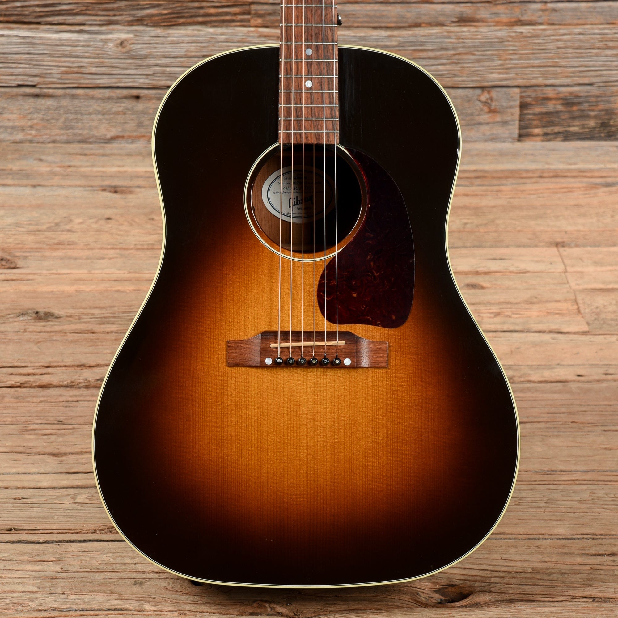 Gibson J-45 Standard Sunburst 2009 Acoustic Guitars / Dreadnought