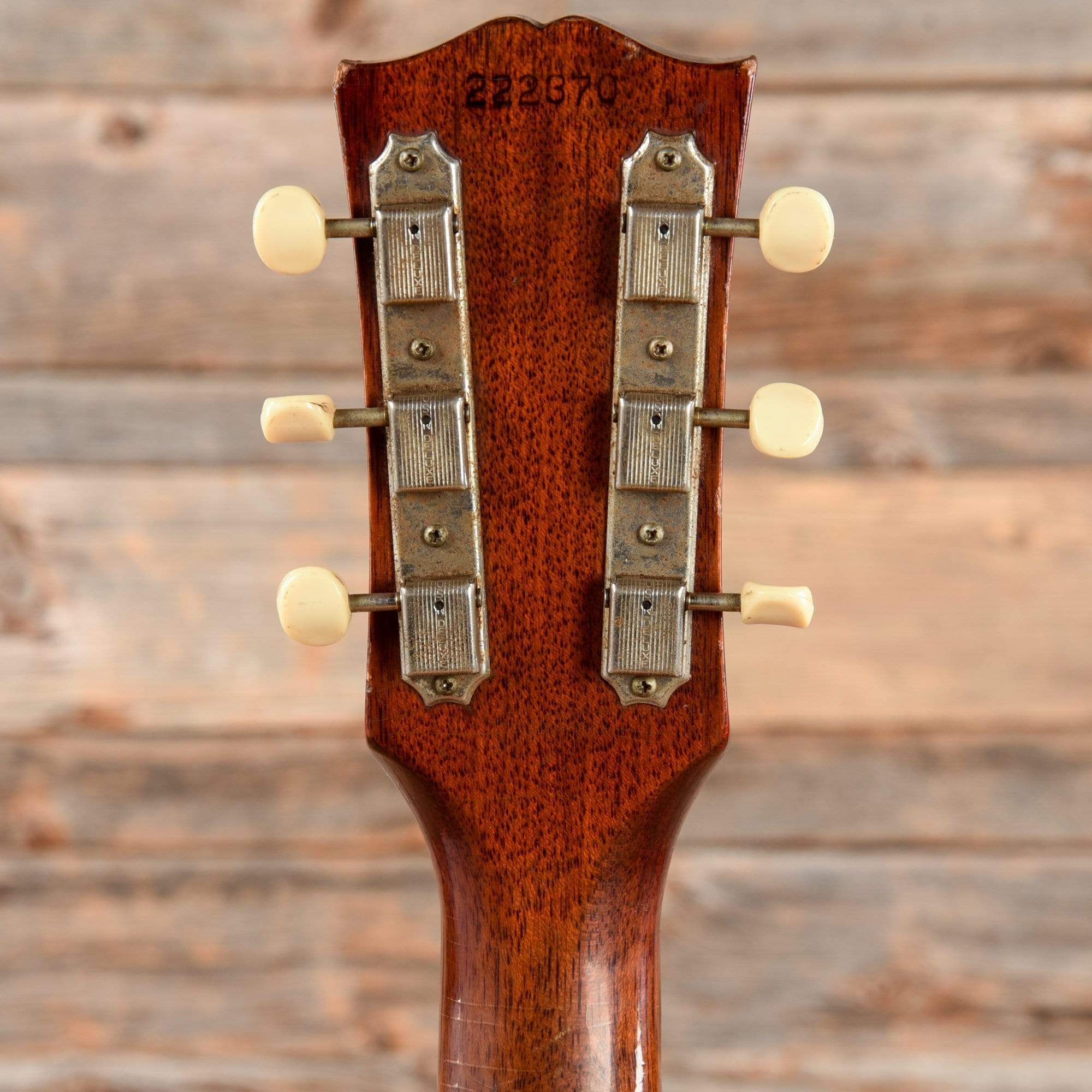 Gibson J-45 Sunburst 1964 – Chicago Music Exchange