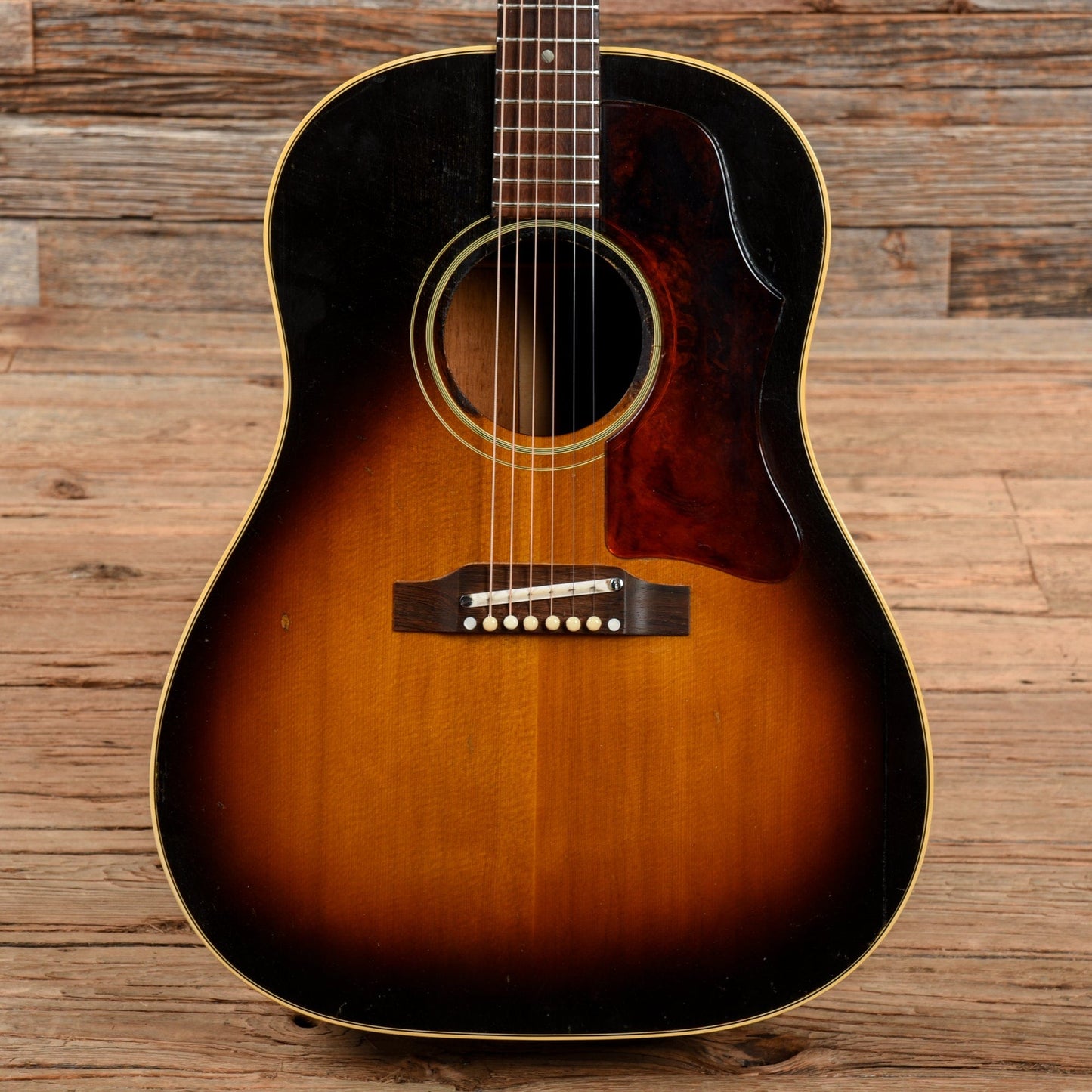 Gibson J-45 Sunburst 1966 Acoustic Guitars / Dreadnought