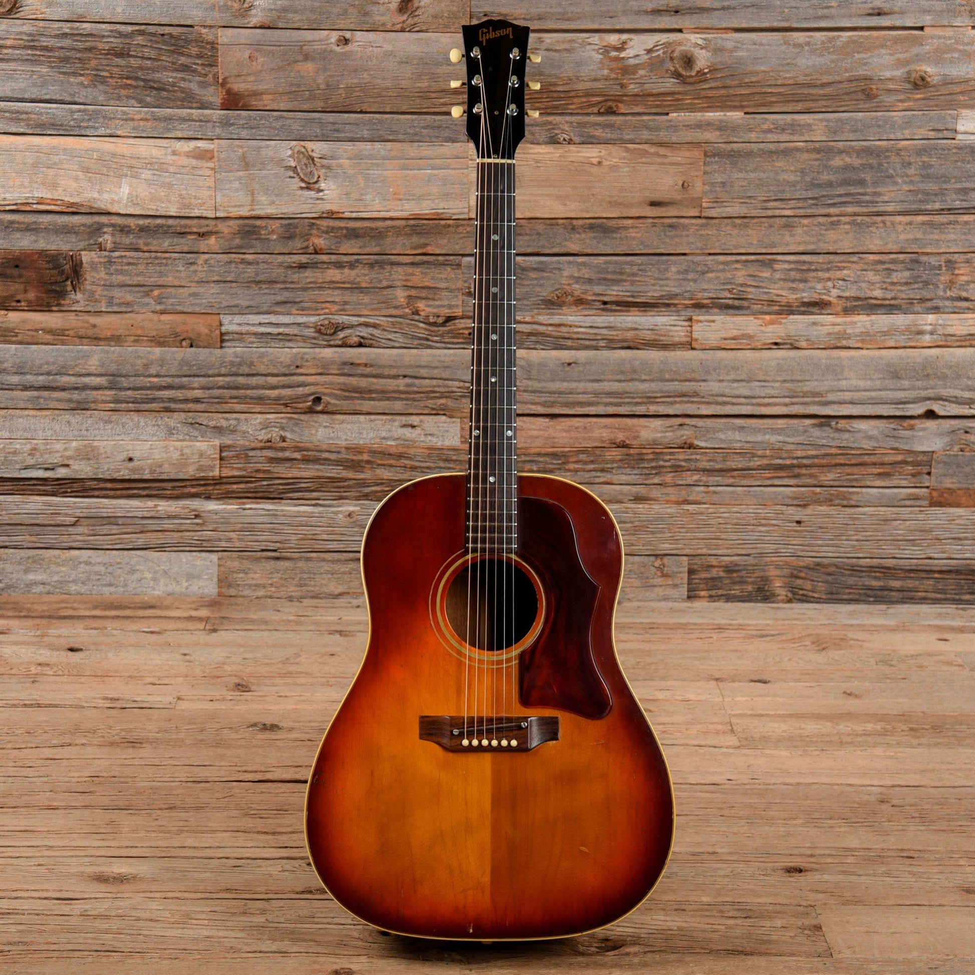 Gibson J-45 Sunburst 1969 Acoustic Guitars / Dreadnought