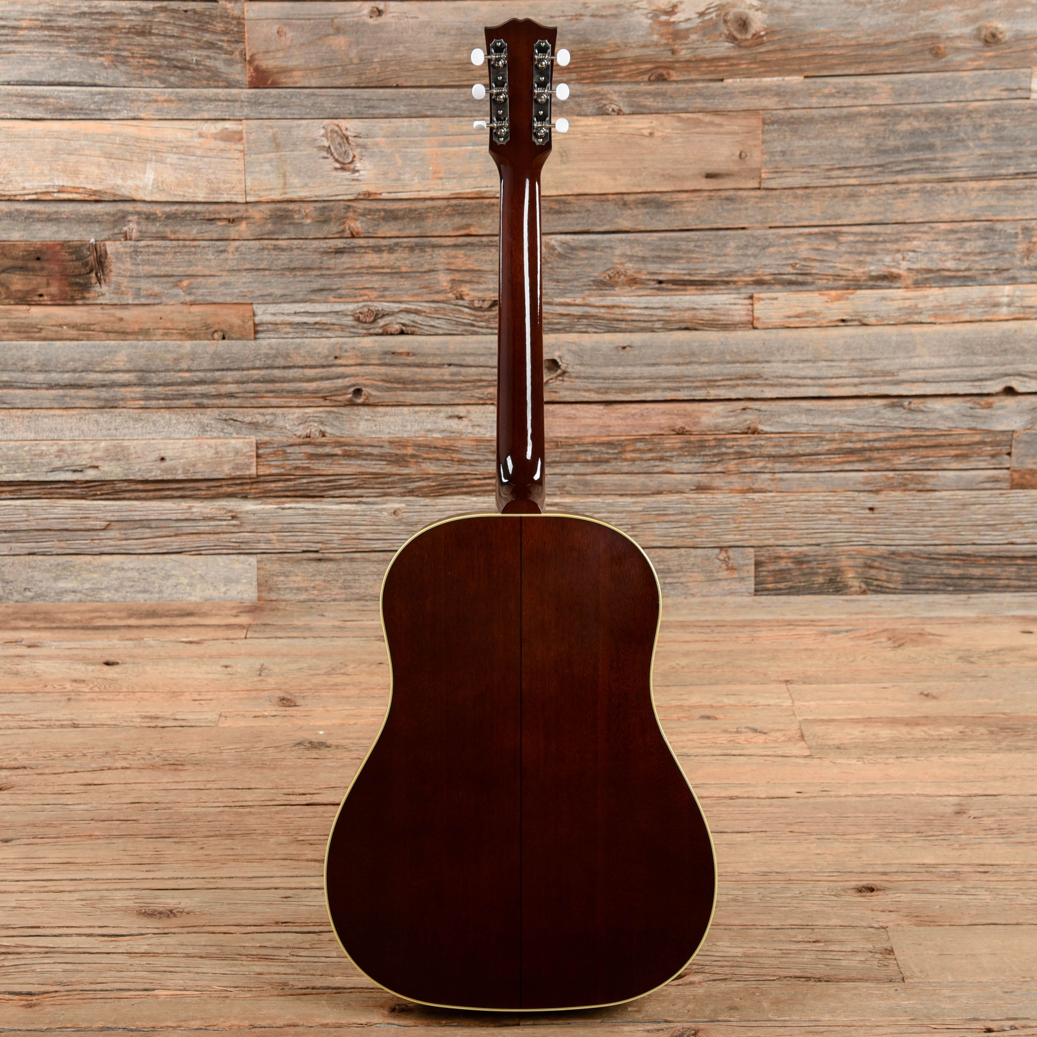 Gibson Montana Custom Shop Historic 1942 Banner J-45 Vintage Sunburst Acoustic Guitars / Dreadnought