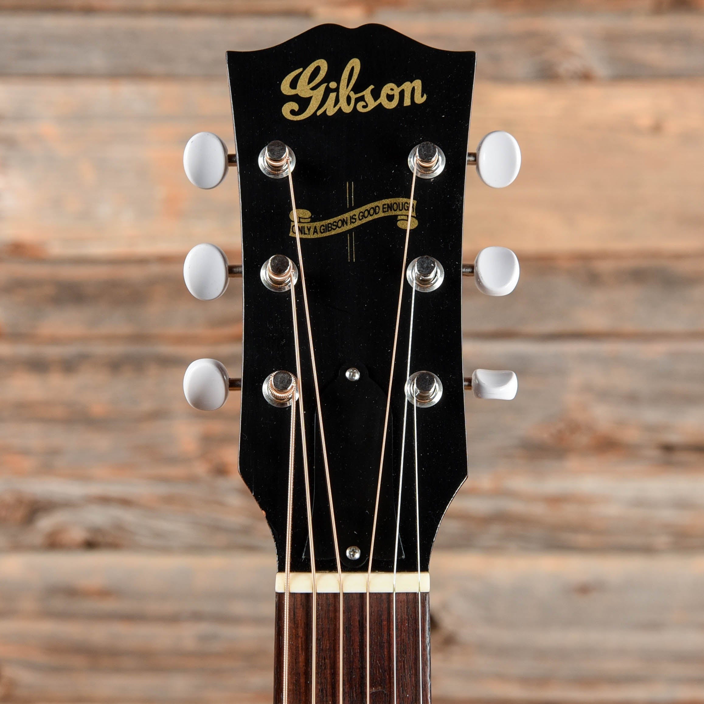 Gibson Montana Custom Shop Historic 1942 Banner J-45 Vintage Sunburst Acoustic Guitars / Dreadnought
