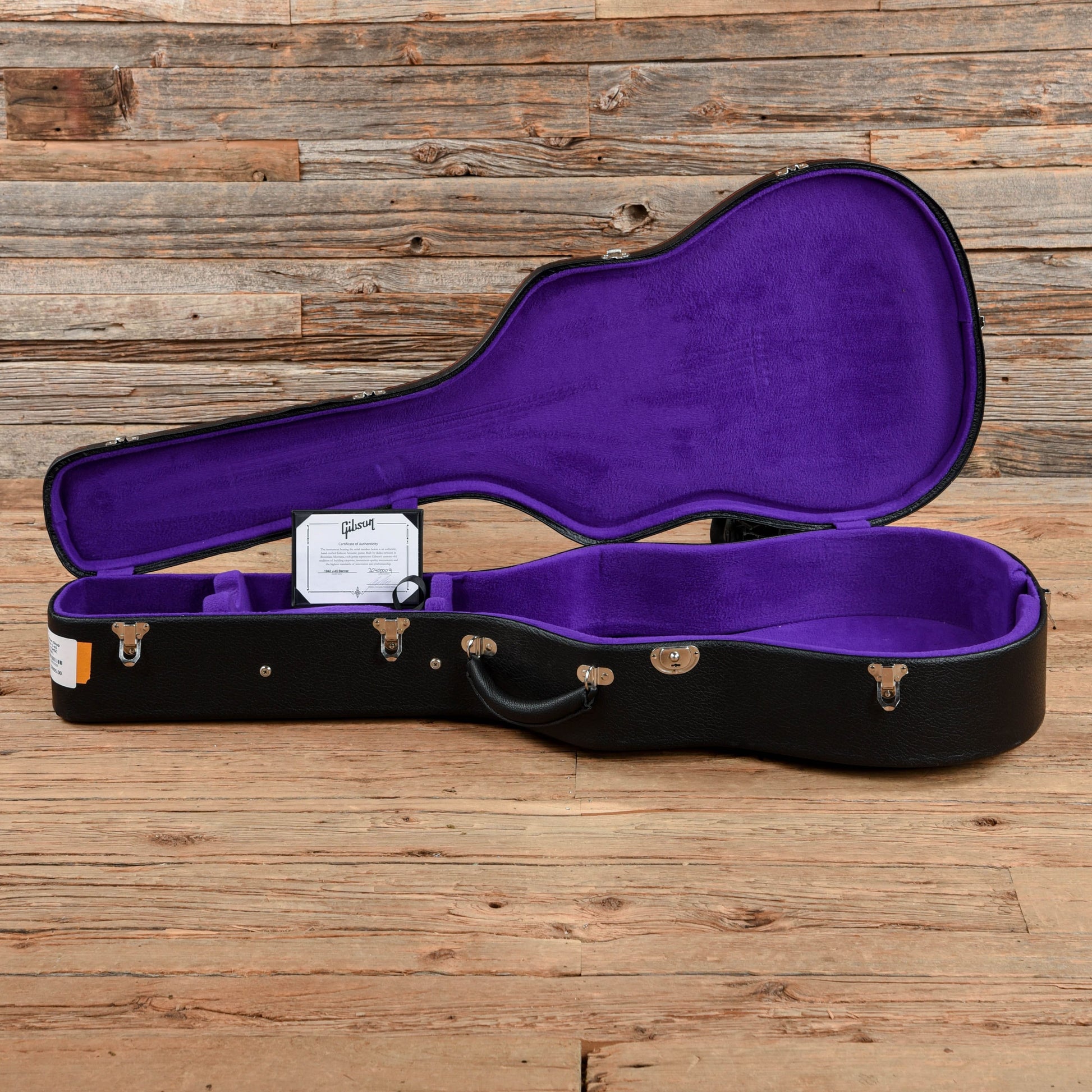 Gibson Montana Custom Shop Historic 1942 Banner J-45 Vintage Sunburst Acoustic Guitars / Dreadnought
