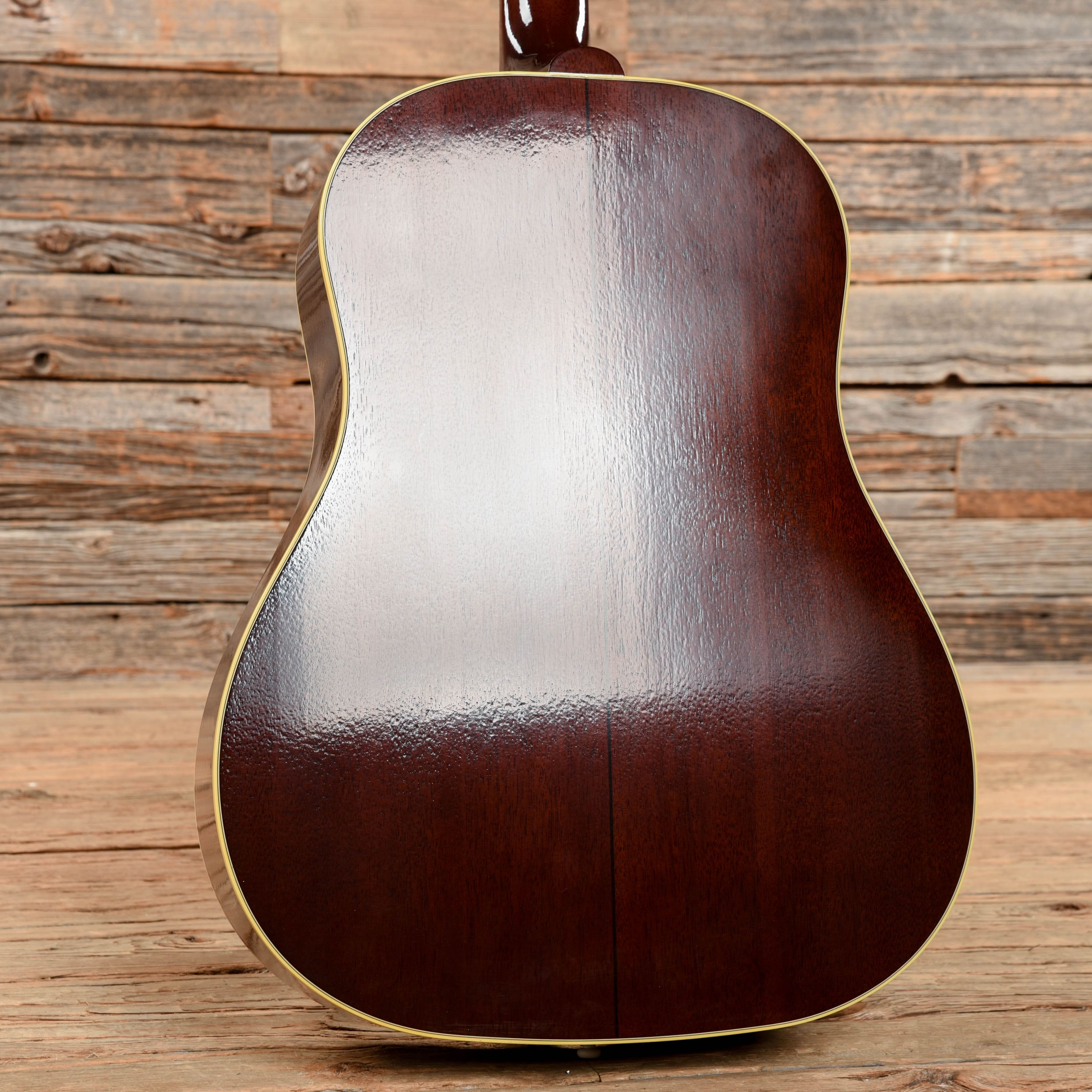 Gibson Montana Custom Shop Historic 1942 Banner J-45 Vintage Sunburst Acoustic Guitars / Dreadnought